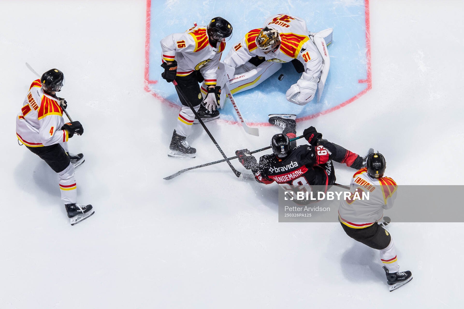 Malmö Redhawks Fredrik Händemark oroar mot Brynäs