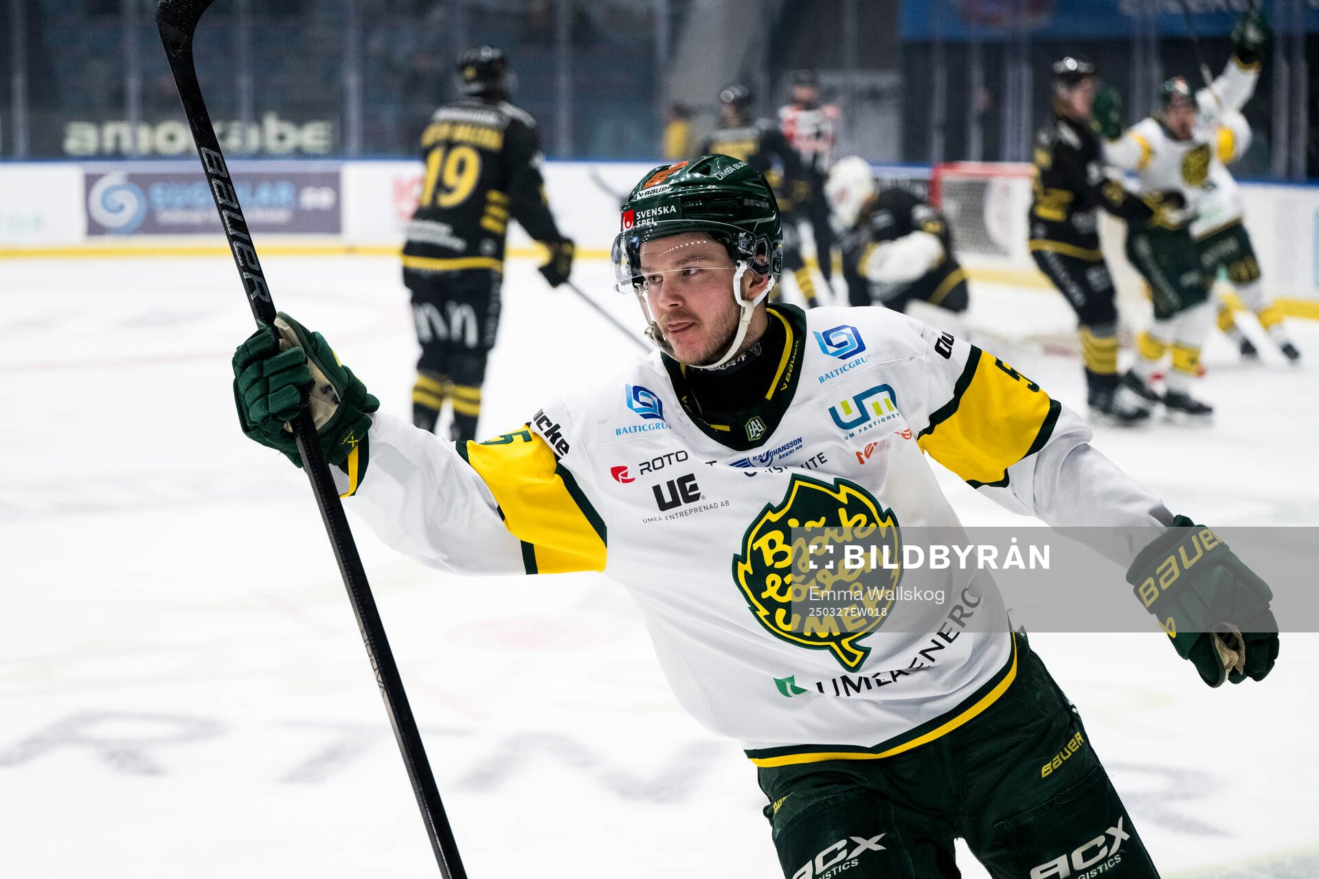 Björklövens Jesper Lindgren jublar