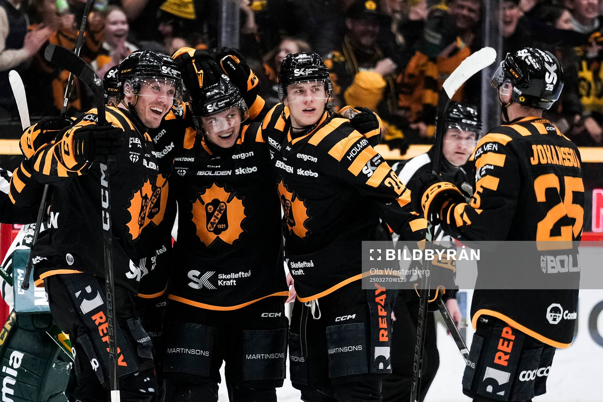 Skellefteås Max Lindholm, Oskar Vuollet och Michael