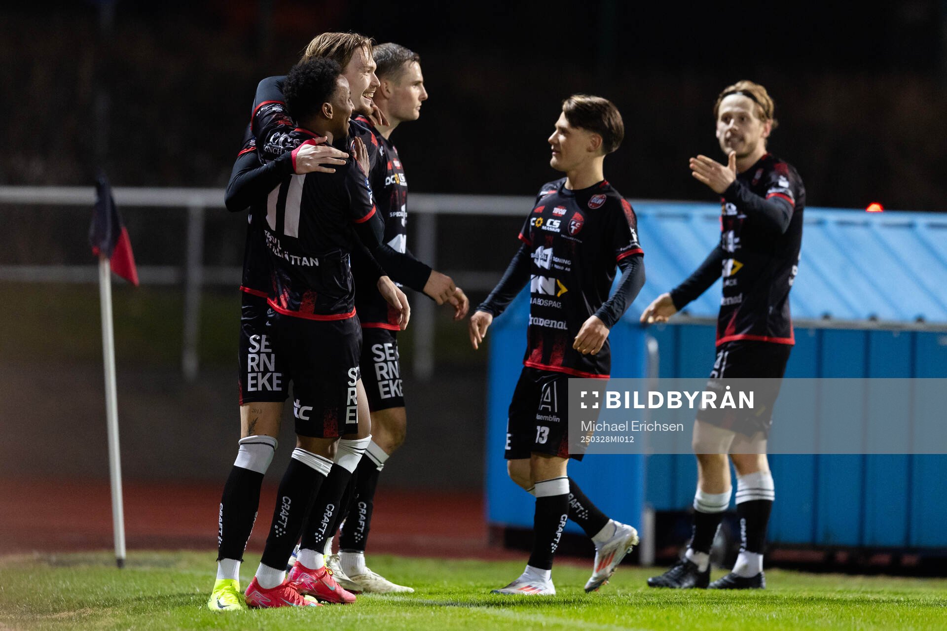 Trollhättans Hugo Tilly jublar