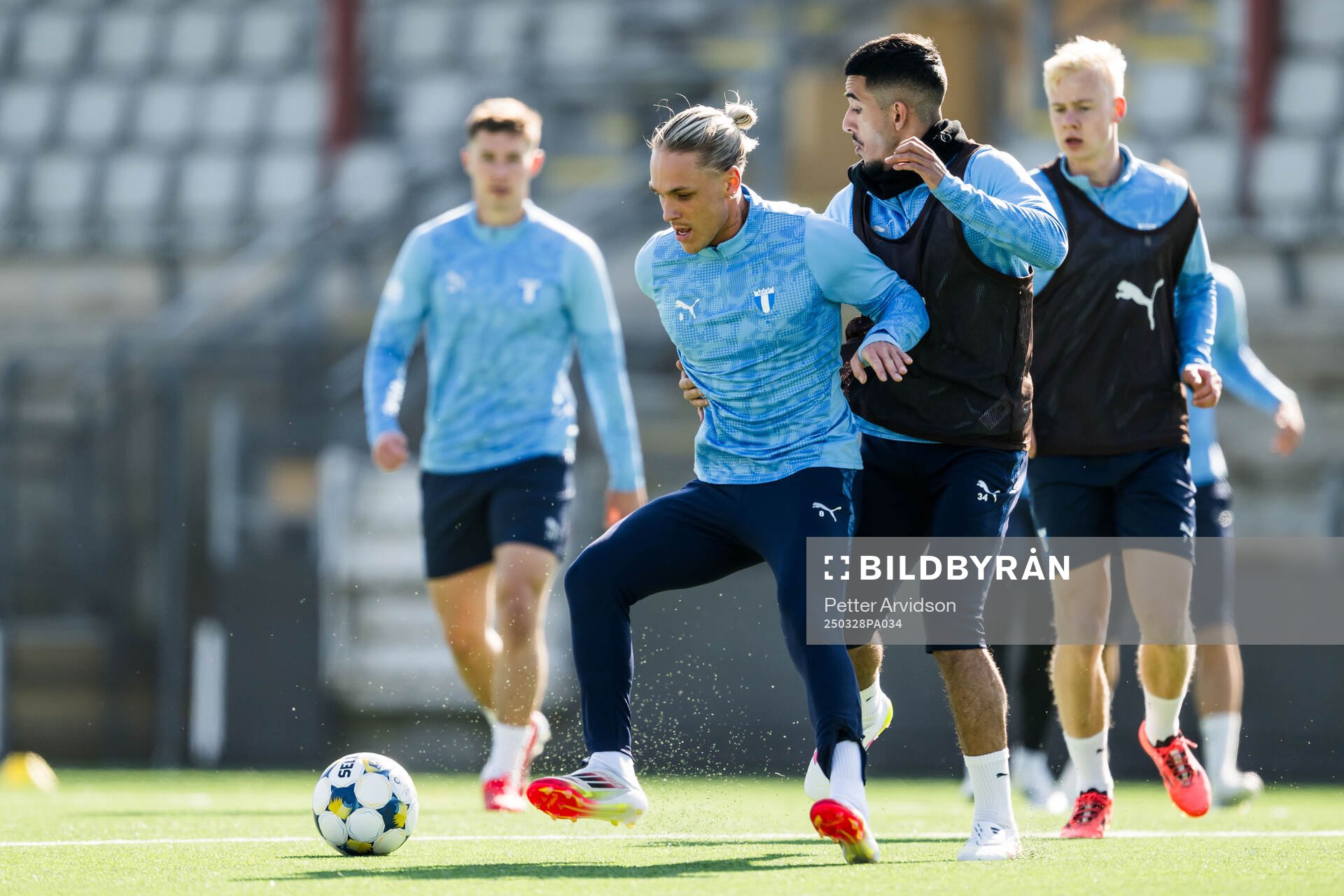 Malmö FFs Arnor Sigurdsson och Zakaria Loukili
