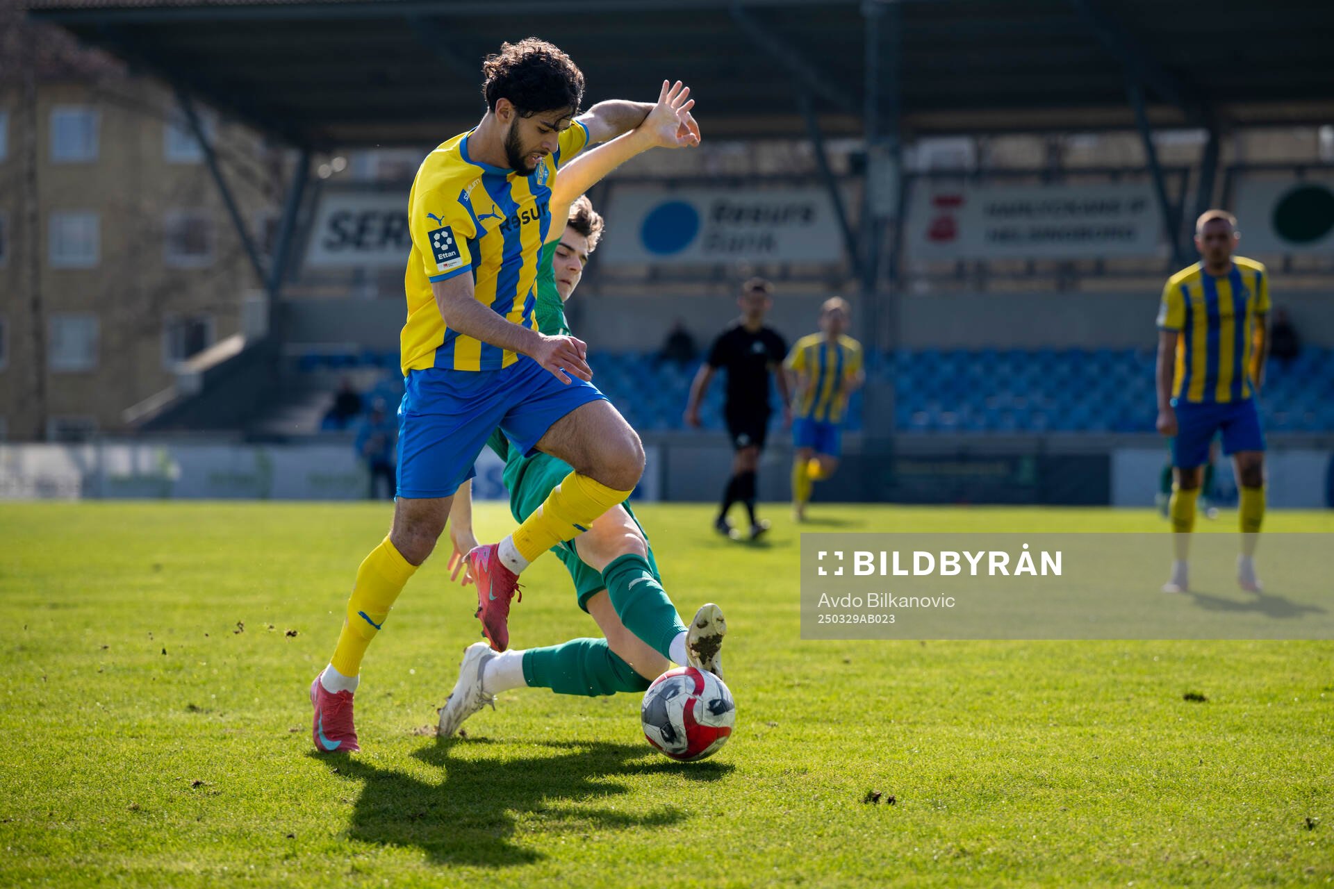 Eskilsminnes Osama Khattab och Ljungskile SKs Jonatan