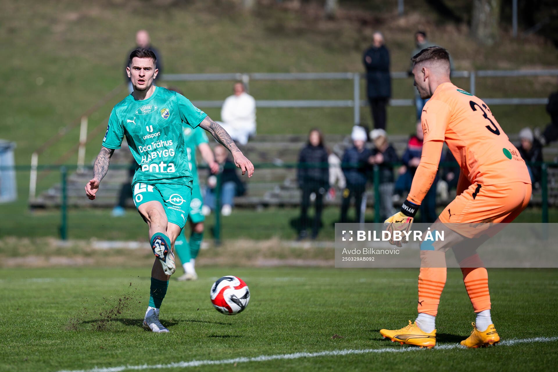 Ljungskile SKs Filip Ambroz under fotbollsmatchen i Division 1 södra mellan Eskilsminne och Ljungskile SK den 29 mars 2025 i Helsingborg.