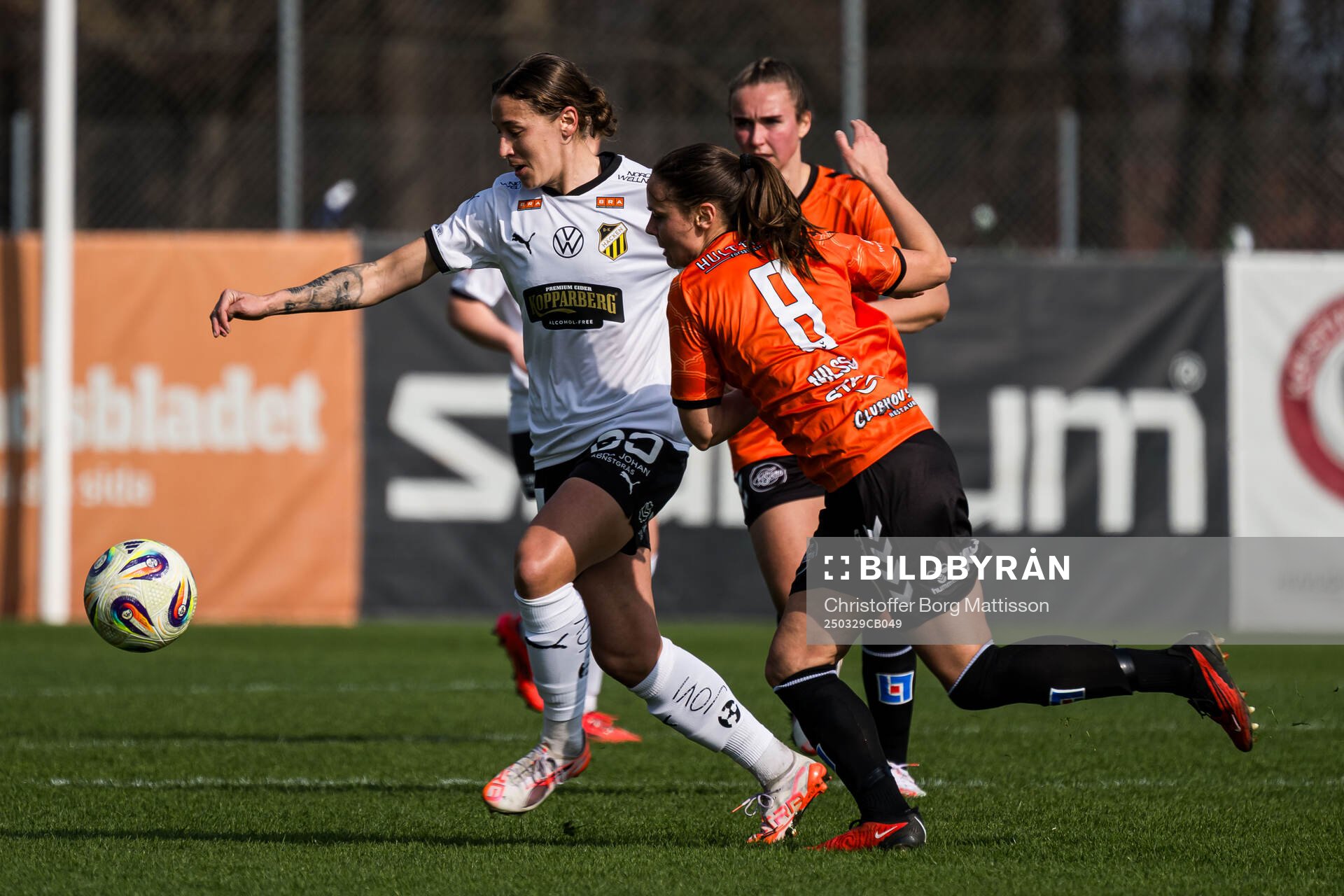 Häckens Tabby Tindell och Kristianstads Alice Nilsson