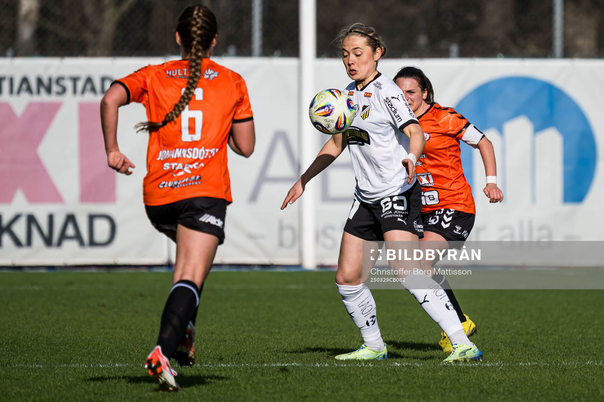 Häckens Paulina Nyström under fotbollsmatchen i Damallsvenskan mellan Kristianstad och Häcken den 29 mars 2025 i Kristianstad.