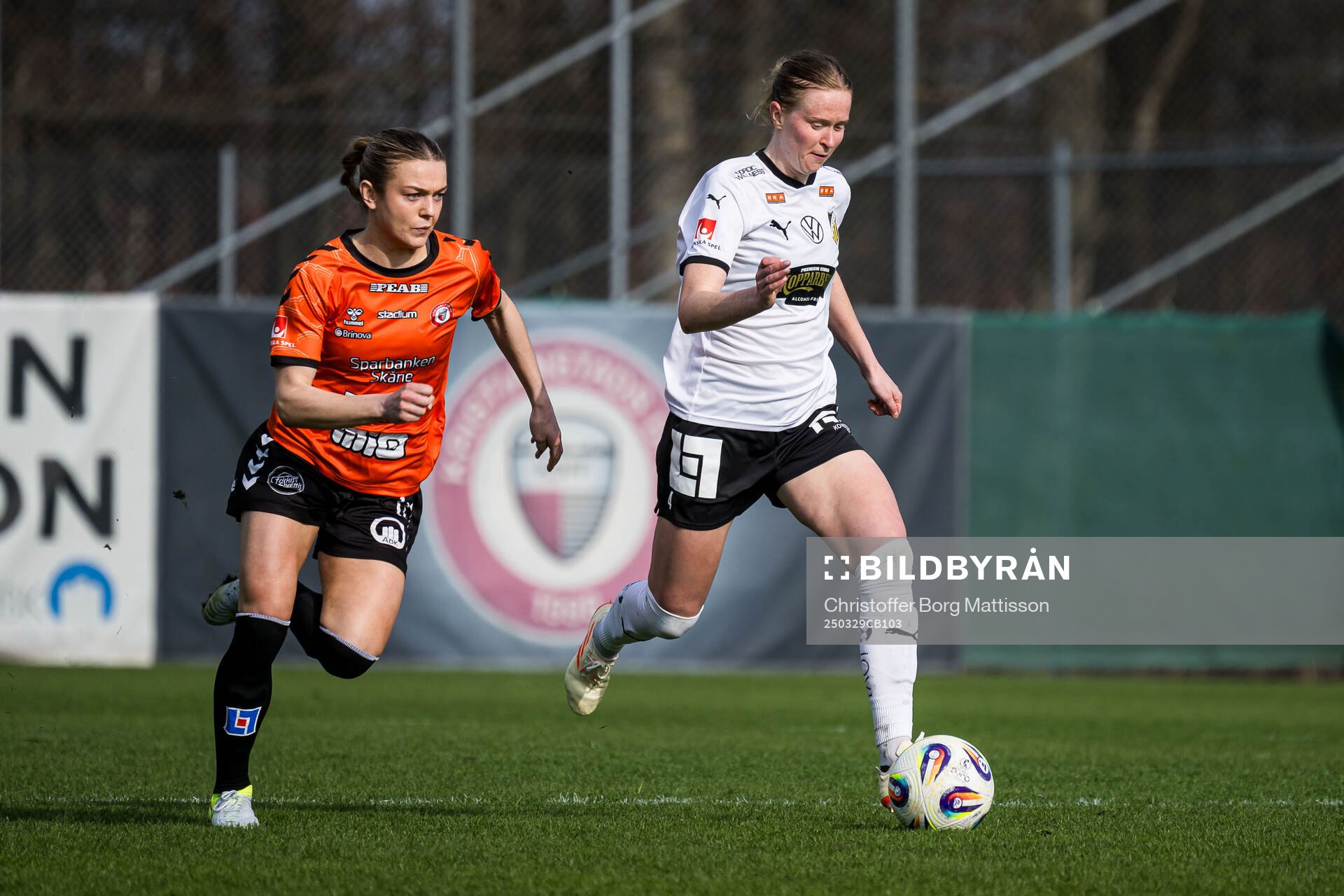 Kristianstads Beata Olsson och Häckens Emma Östlund