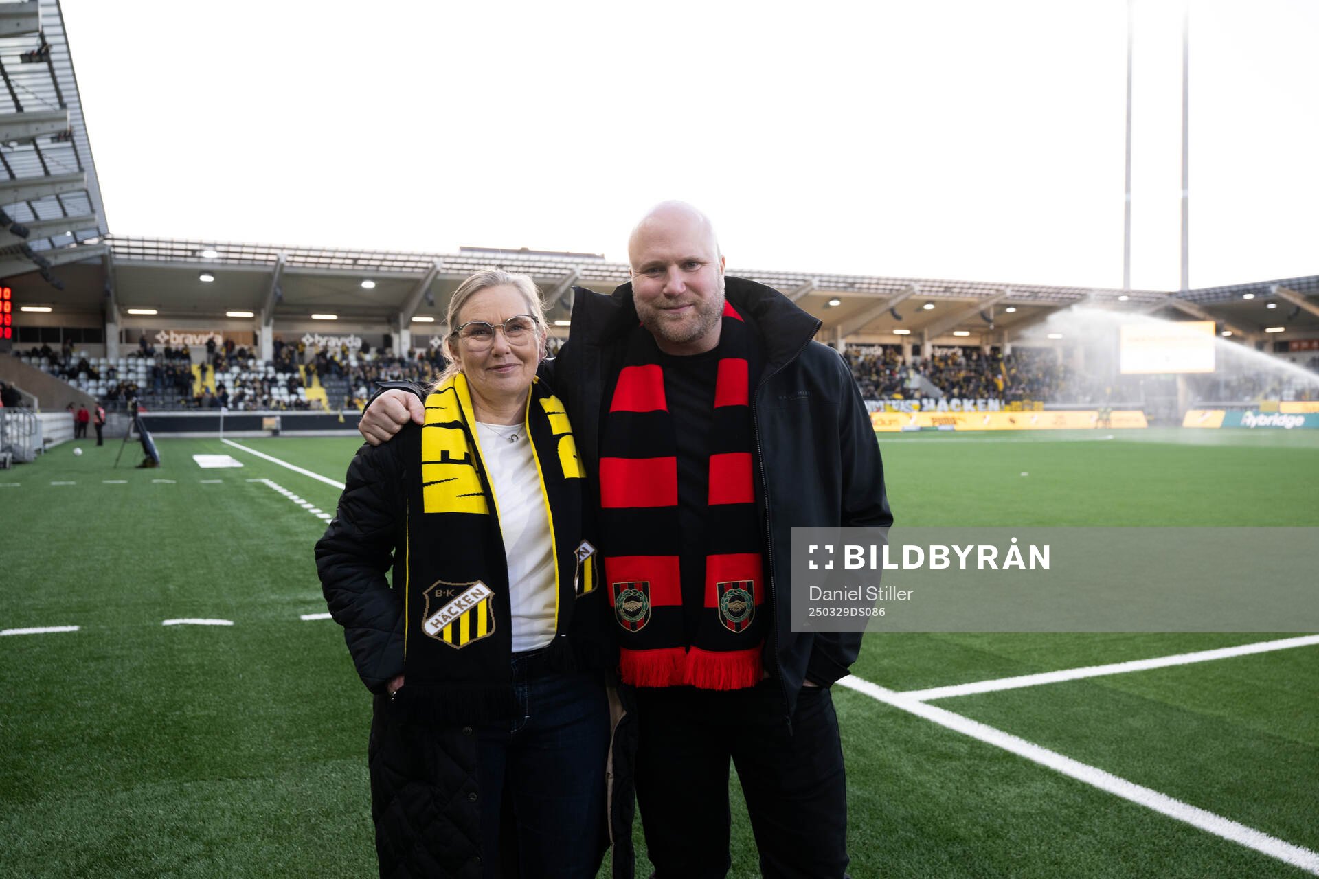 Anna Johansson och Peter Kleves som leder klubbarnas