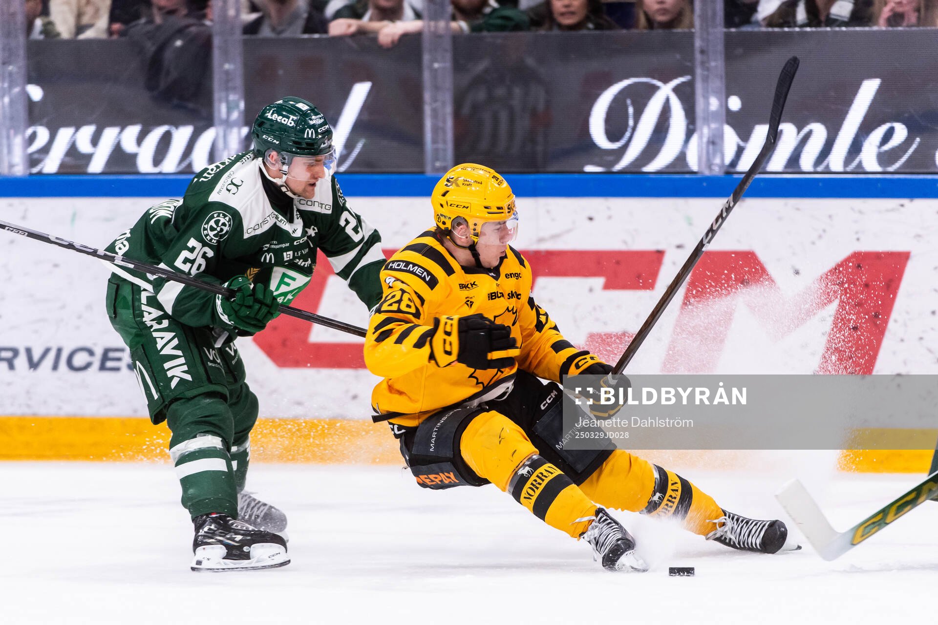 Färjestads Joel Nyström och Skellefteås Michael