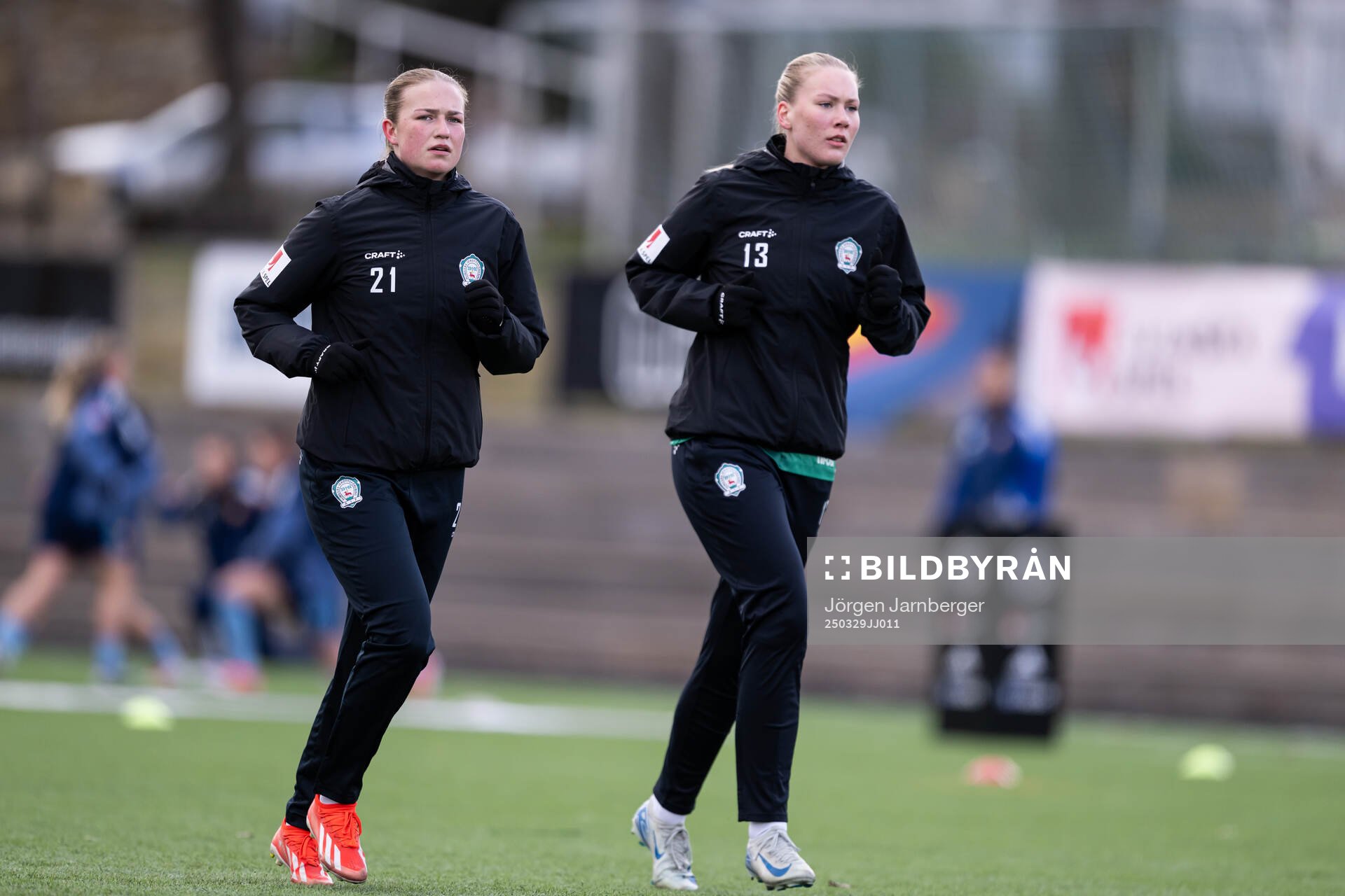Alingsås Lova Korpås och Agnes Björkqvist