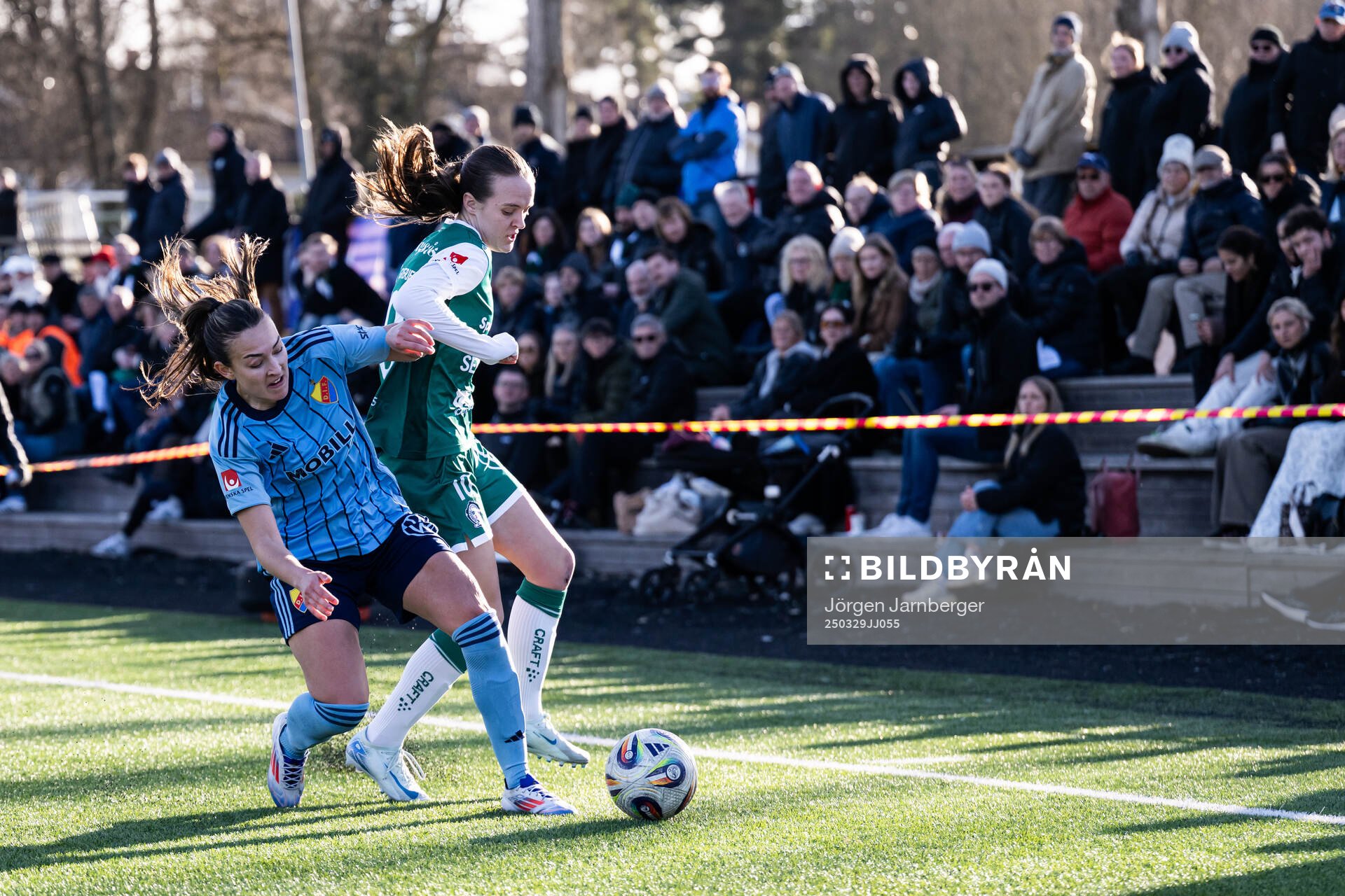 Djurgårdens Lucia Duras och Alingsås Alma Öberg