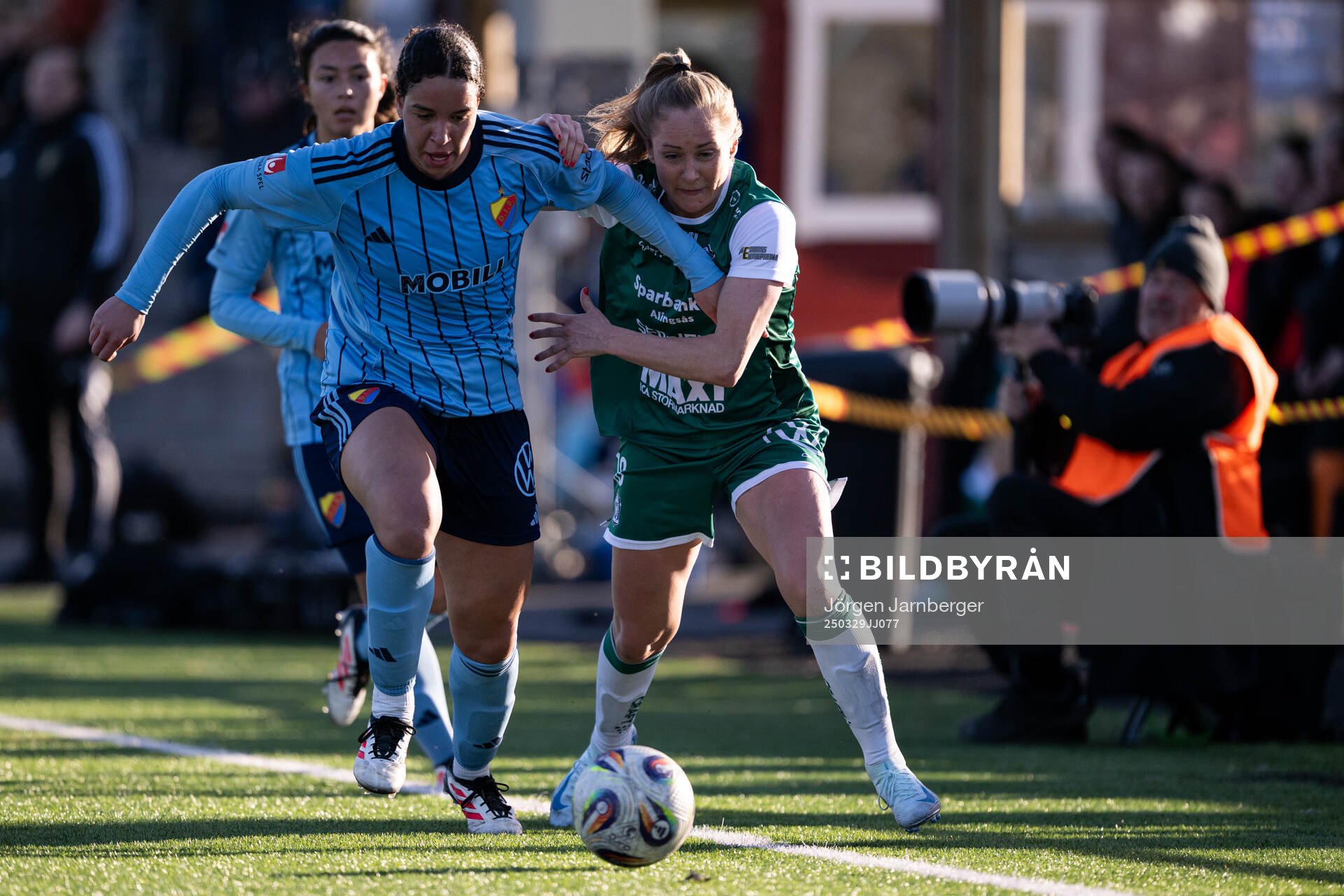 Djurgårdens Camille Ashe och Alingsås Karin Lundin