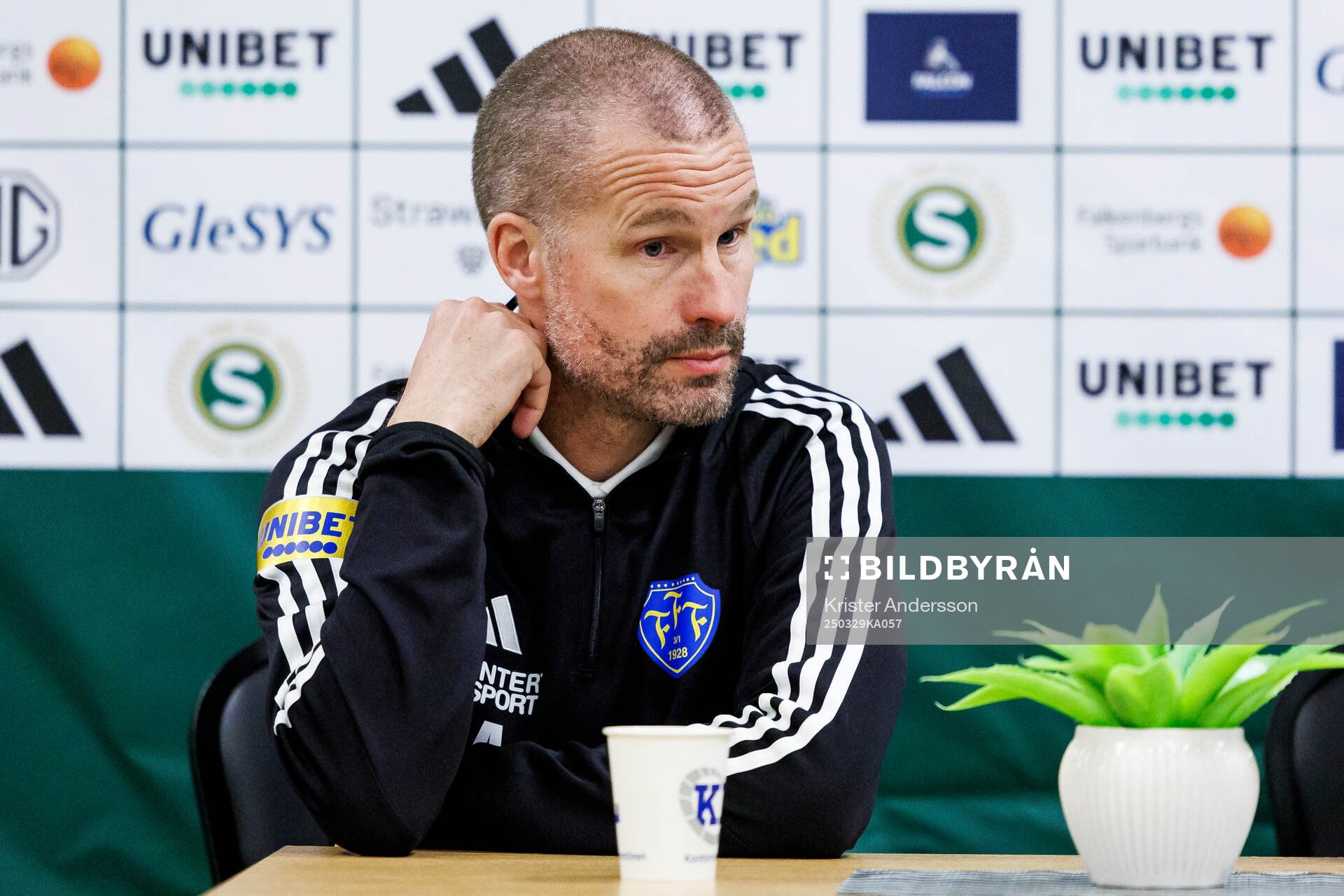 Falkenbergs tränare Christoffer Andersson