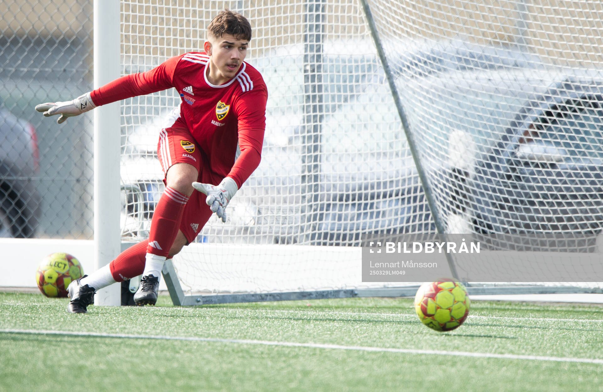  IFK Hässleholms Ermal Jasahanica i matchen mellan IFK Hässleholm U19 och Perslövs AIF i Hässleholm 29 mars 2025.