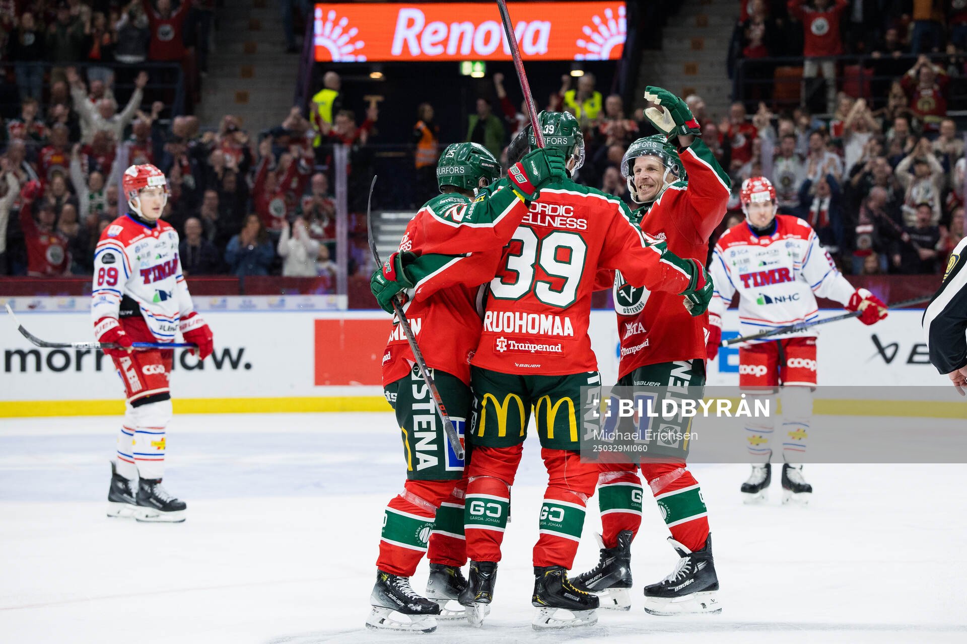 Frölundas Mikael Ruohomaa jublar