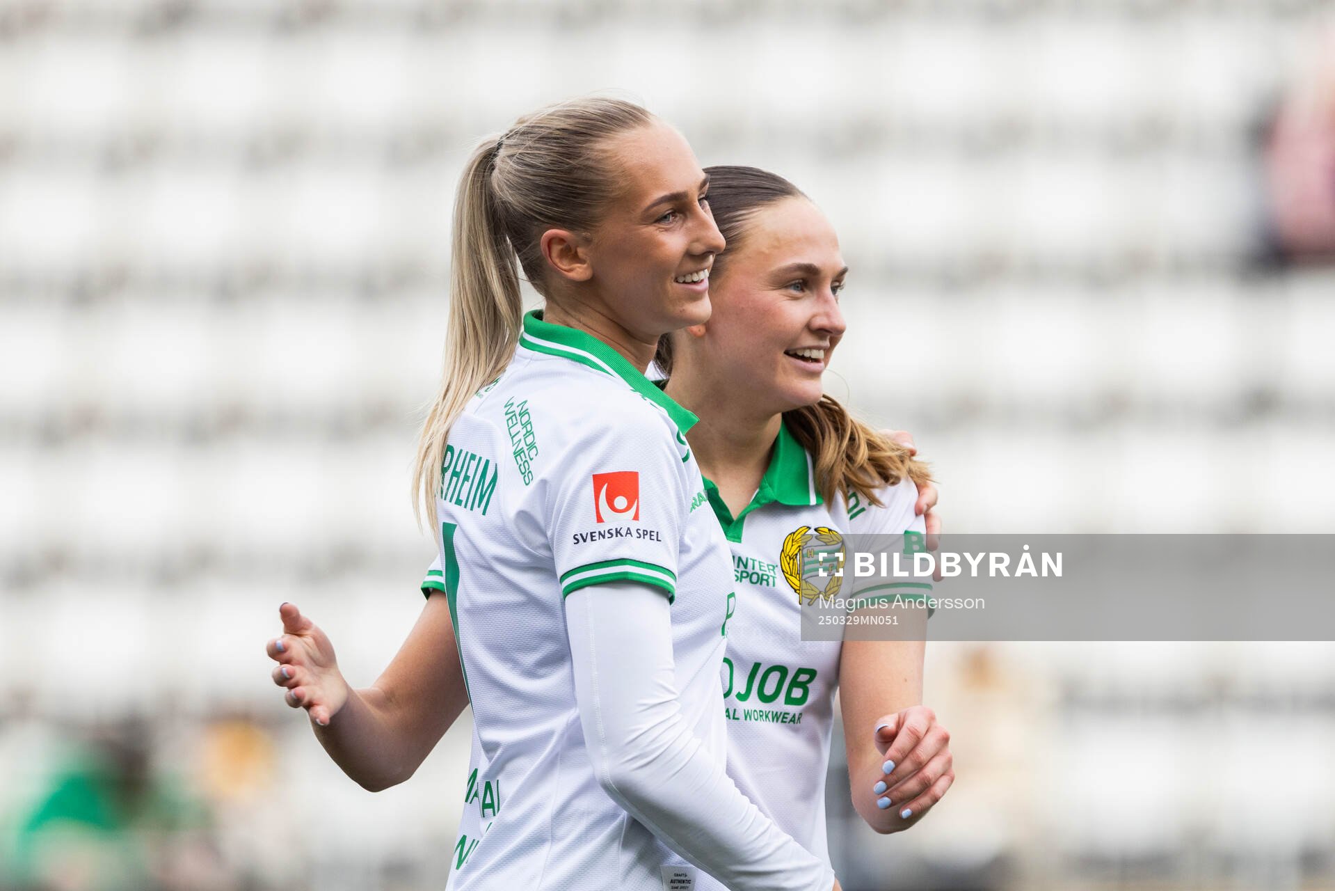 Hammarbys Ellen Wangerheim jublar med Vilde Hasund
