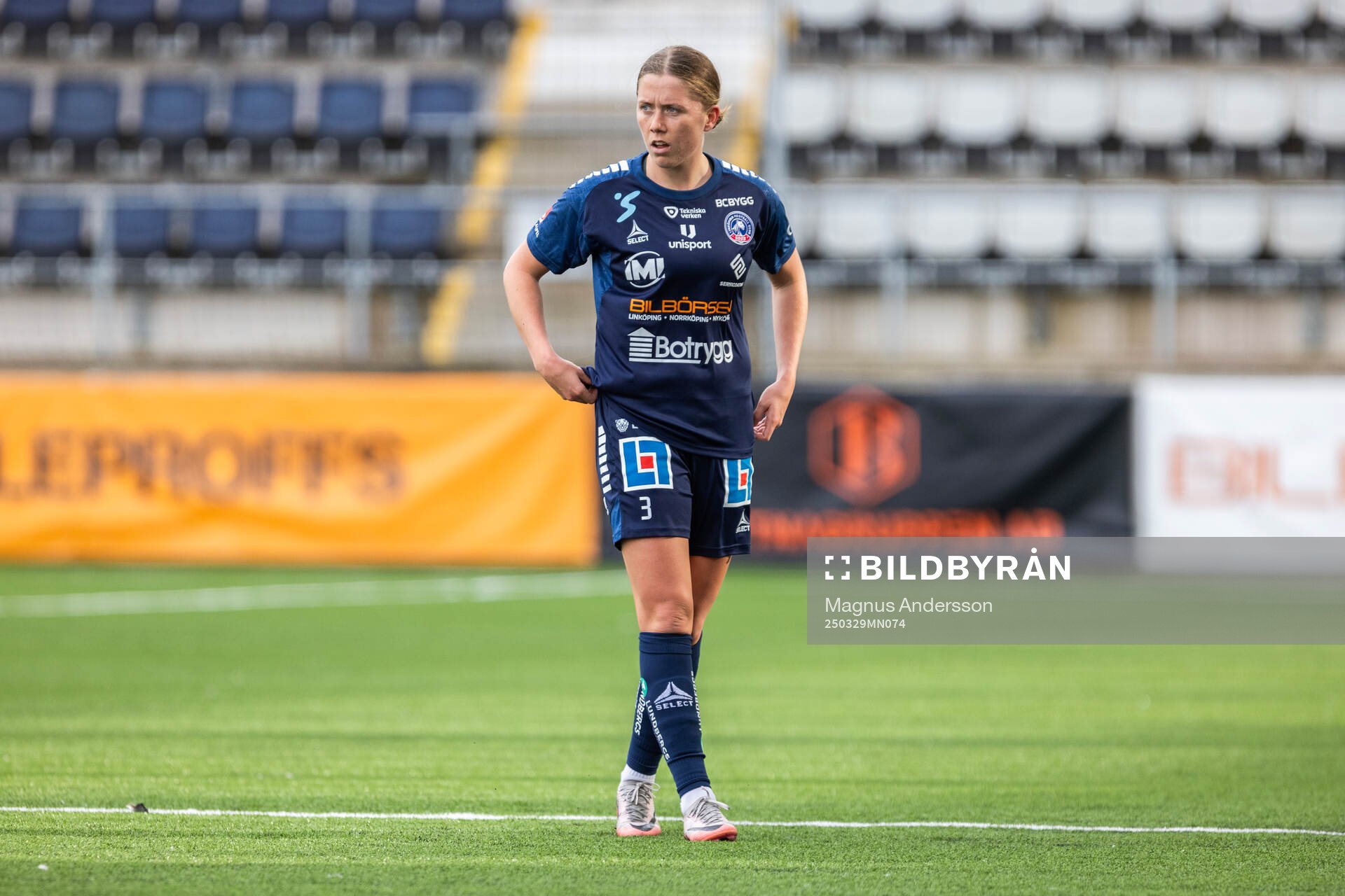 Linköpings Polly Doran under fotbollsmatchen i Damallsvenskan mellan Linköping och Hammarby den 29 mars 2025 i Linköping. 