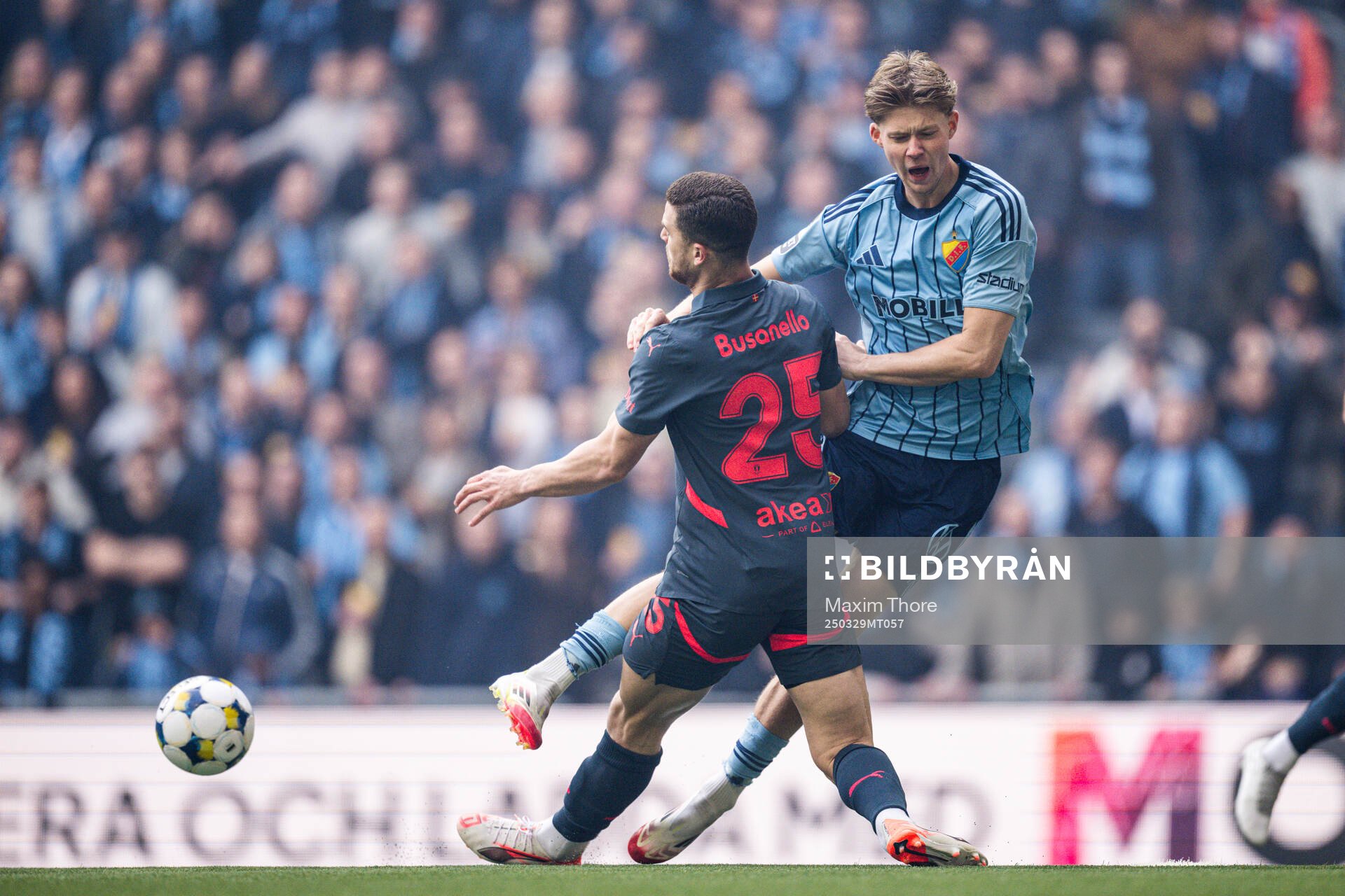 Malmö FFs Gabriel Dal Toe Busanello och Djurgårdens