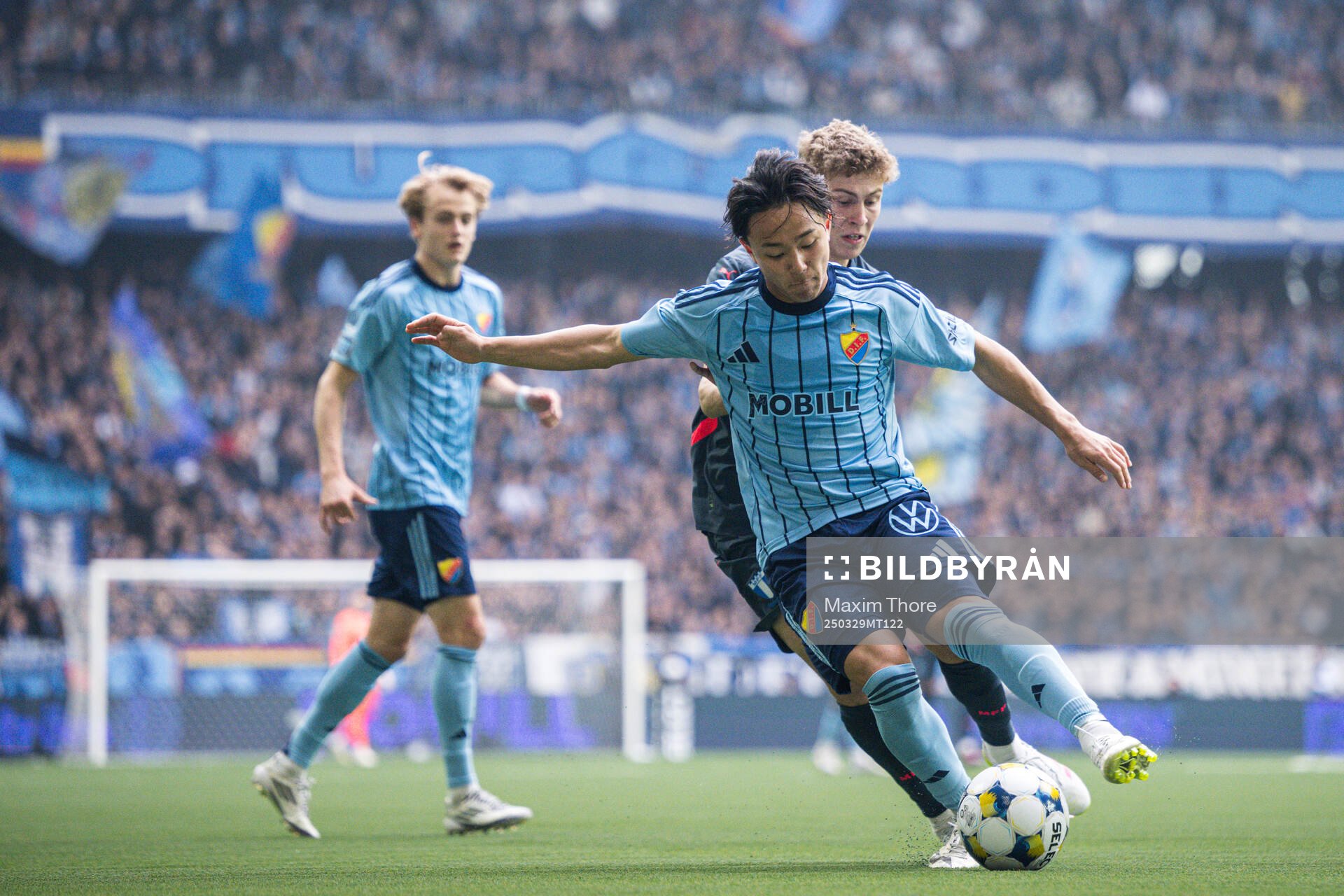 Malmö FFs Hugo Bolin och Djurgårdens Keita Kosugi