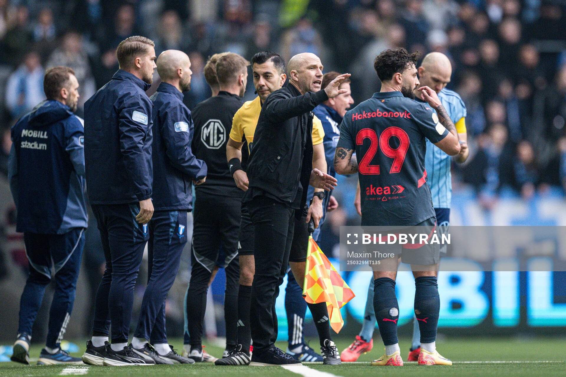 Malmö FFs tränare Henrik Rydström och Sead Haksabanovic