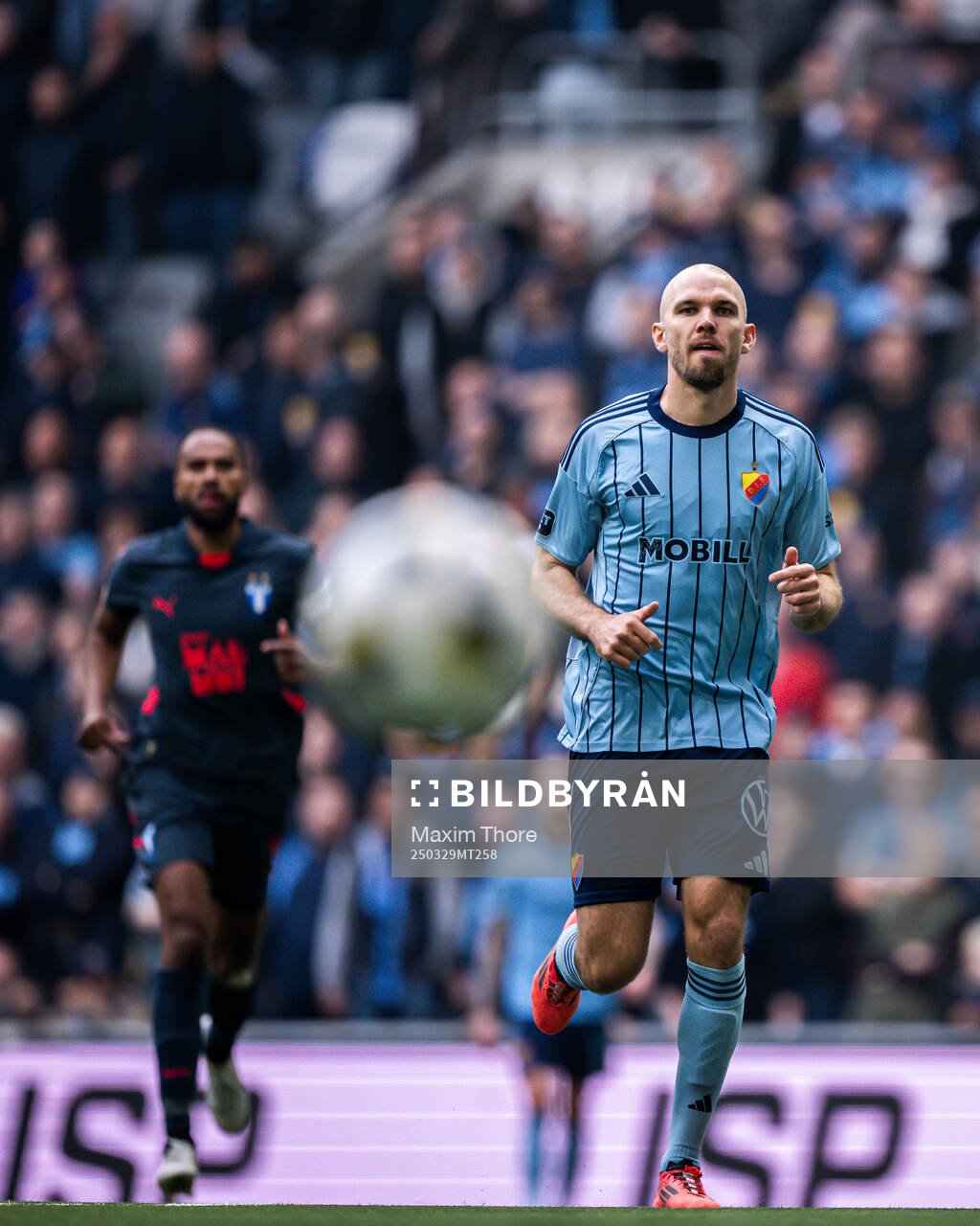 Malmö FFs Isaac Thelin och Djurgårdens Marcus Danielson