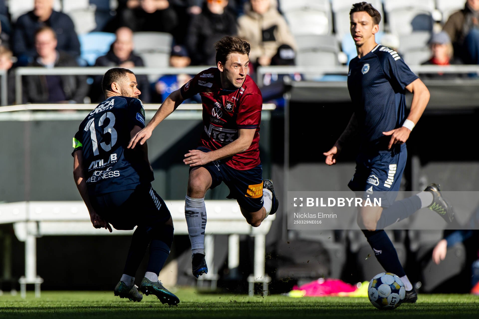 Utsiktens Malkolm Moenza och Kevin Rodeblad Lowe mot