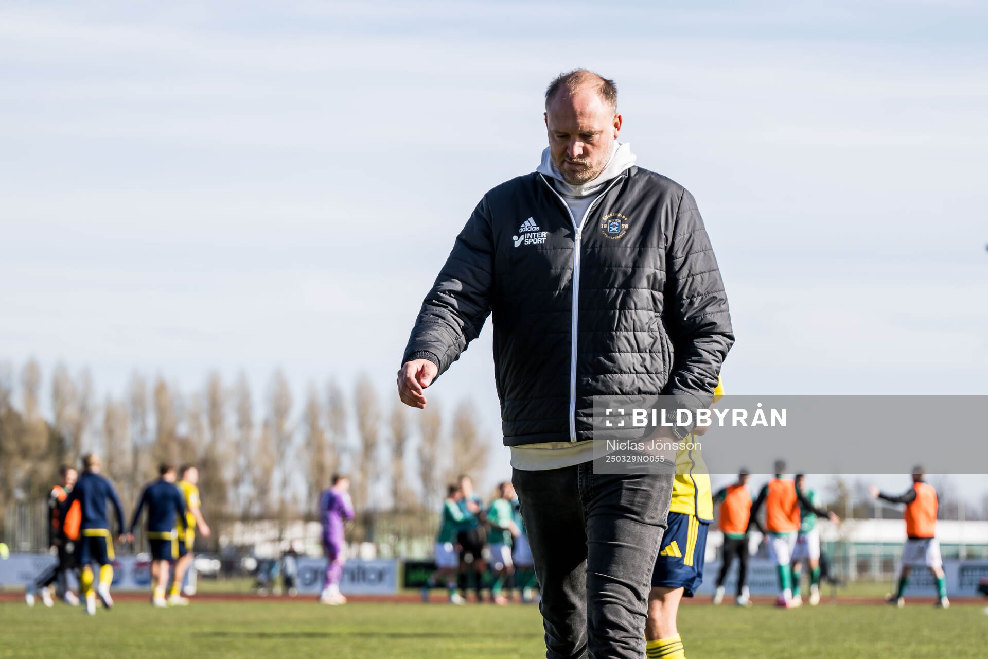 Ängelholms tränare Andreas Granqvist deppar