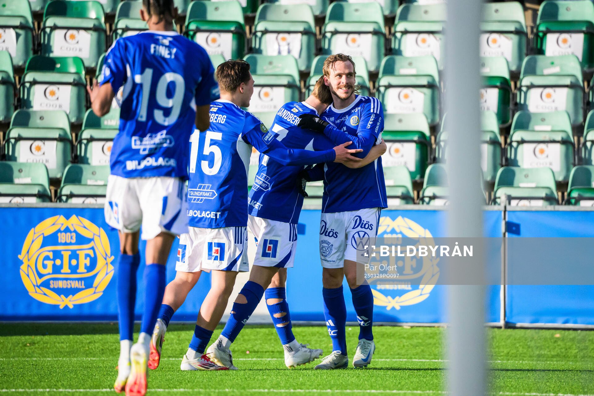 GIF Sundsvall Pontus Engblom jublar