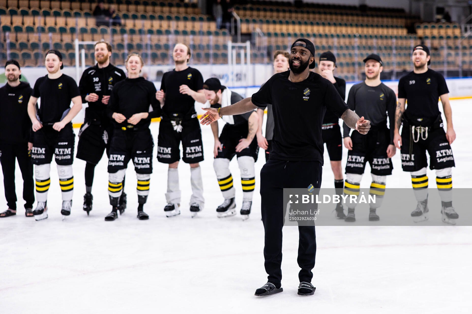 AIKs Daniel Muzito Bagenda jublar