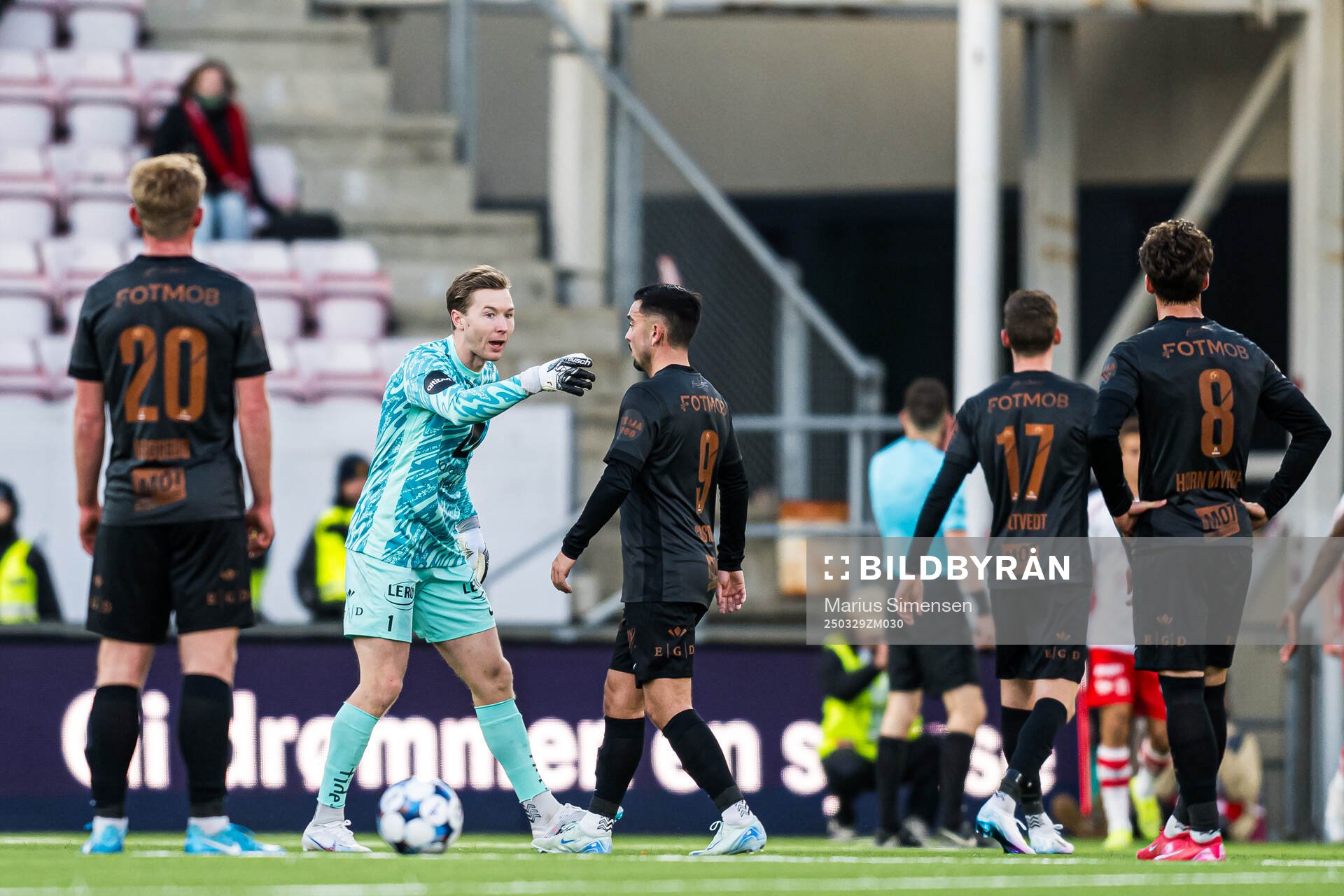 Mathias Dyngeland and Niklas Castro of Brann