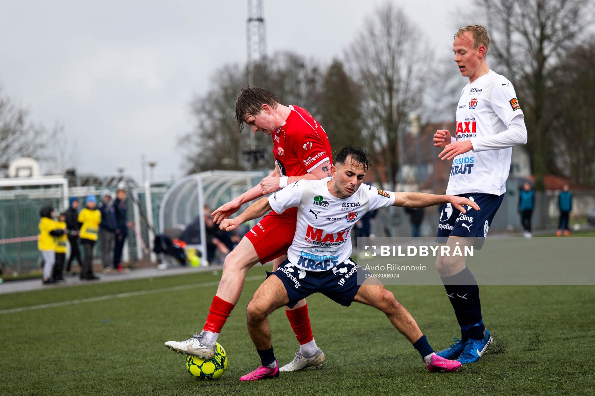 Åstorps FFs Haydil Kret och Bergdalens IKs Alex Lundh