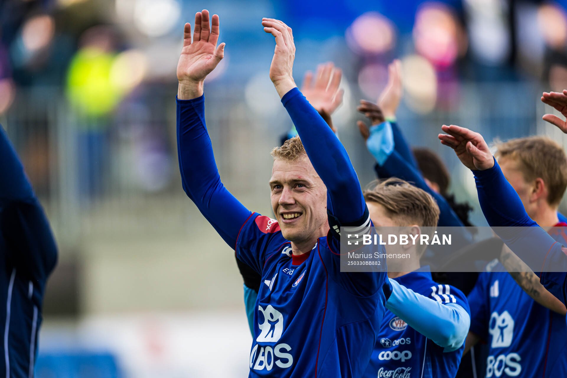 Henrik Bjørdal of Vålerenga celebrates