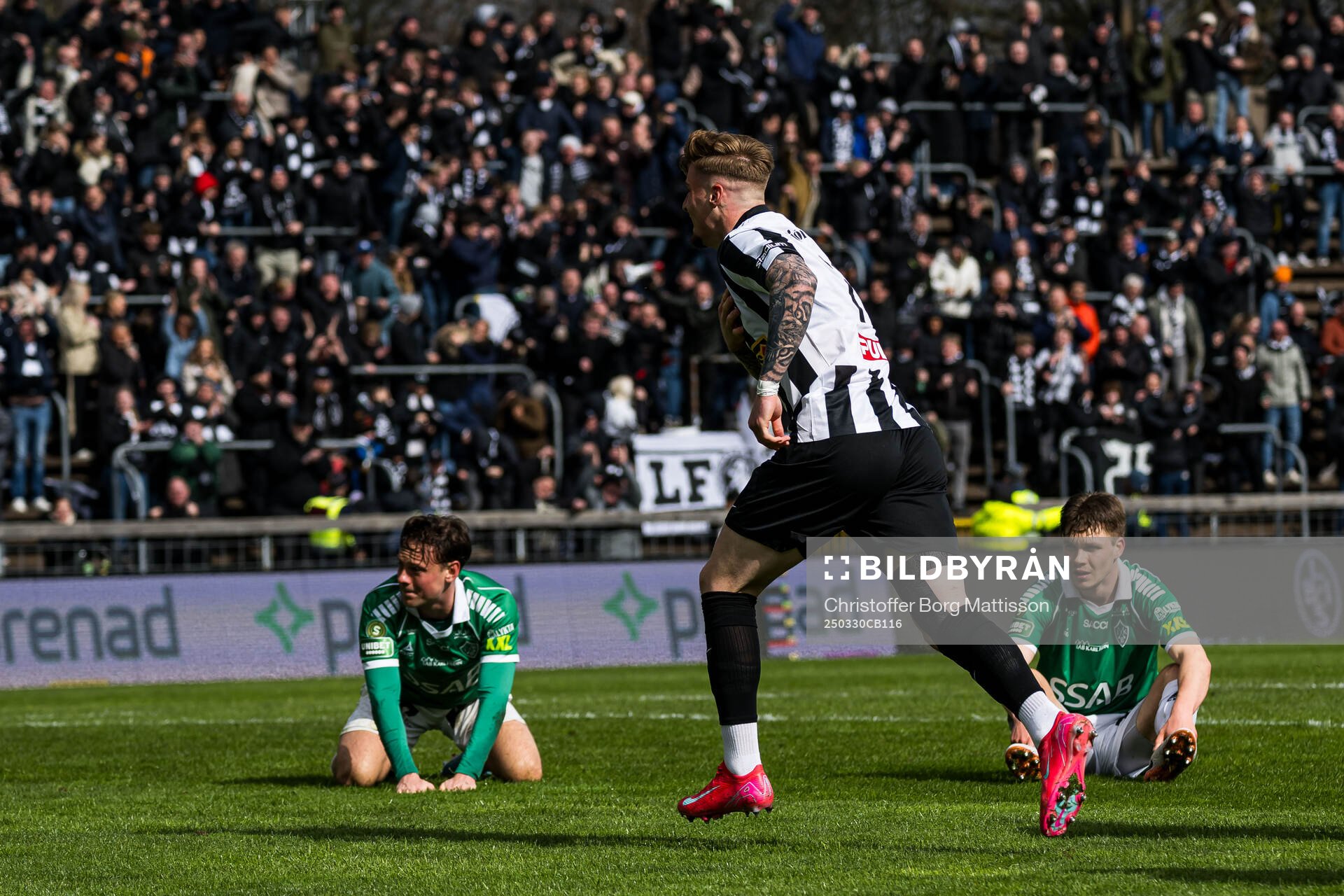 Landskronas Markus Björkqvist jublar efter 2-1 under fotbollsmatchen i Superettan mellan Landskrona och Brage den 30 mars 2025 i Landskrona.