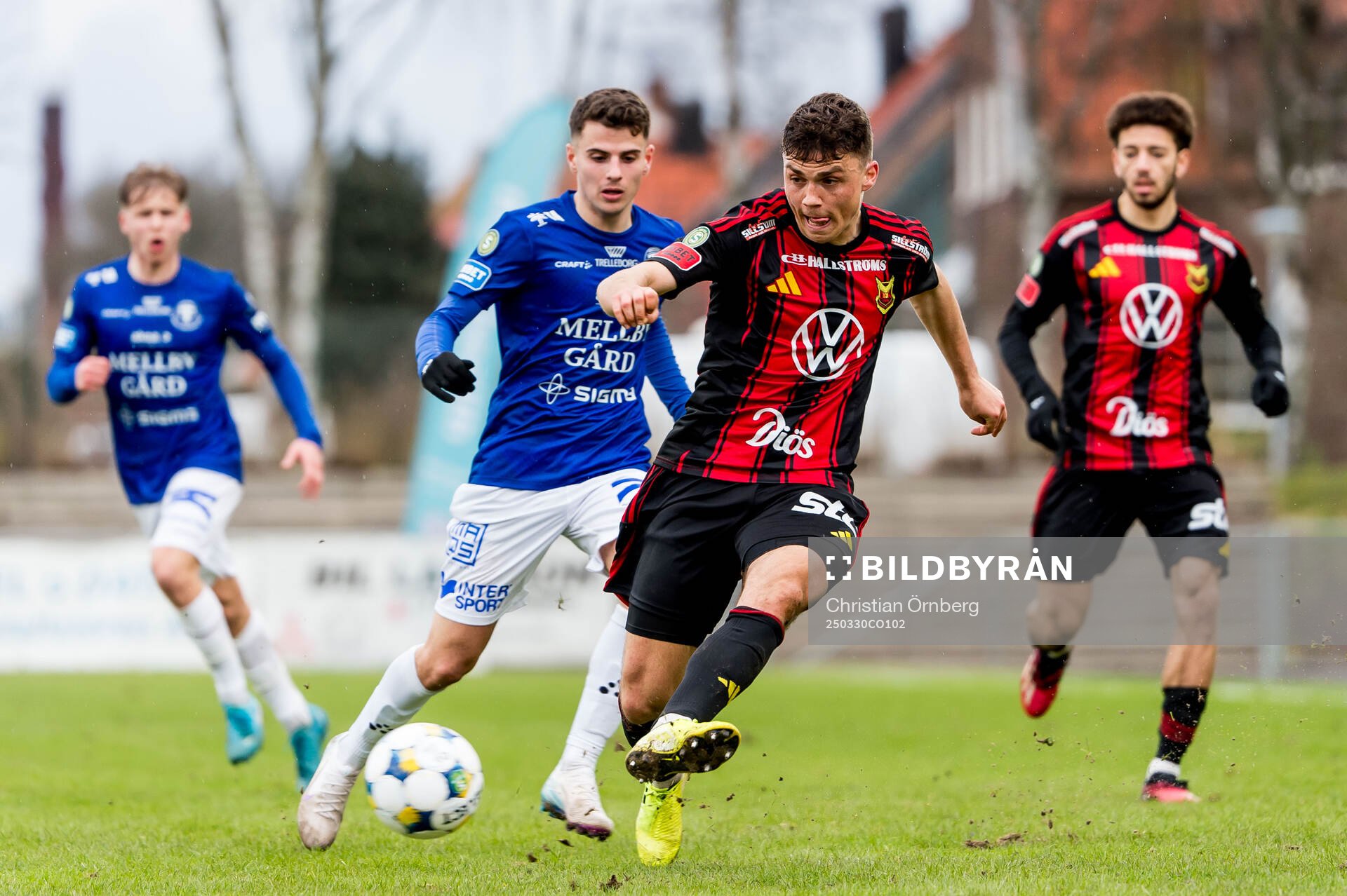 Östersunds Christian Enemark och Trelleborgs Eren Alievski