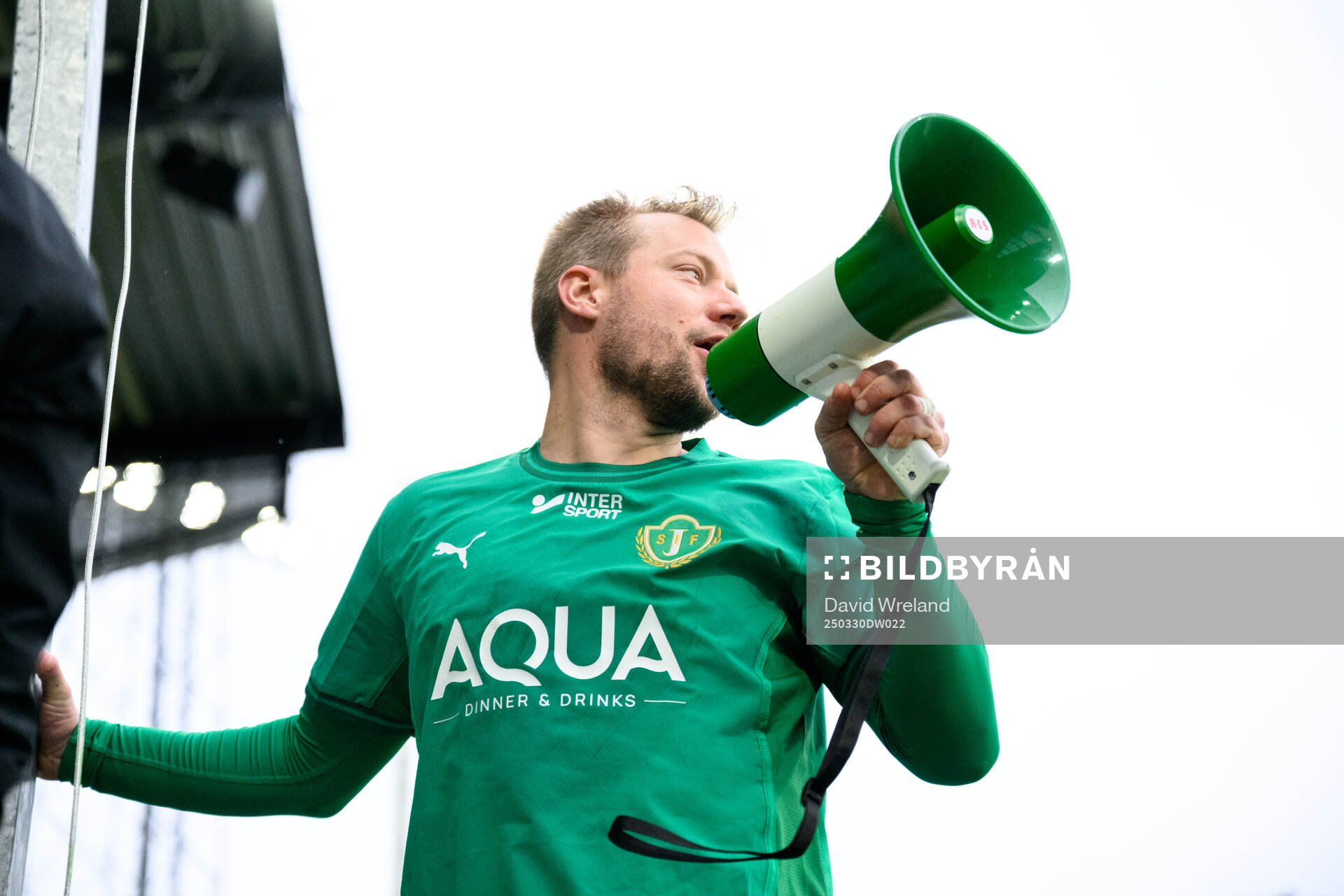 Jönköpings Södras Sebastian Crona jublar