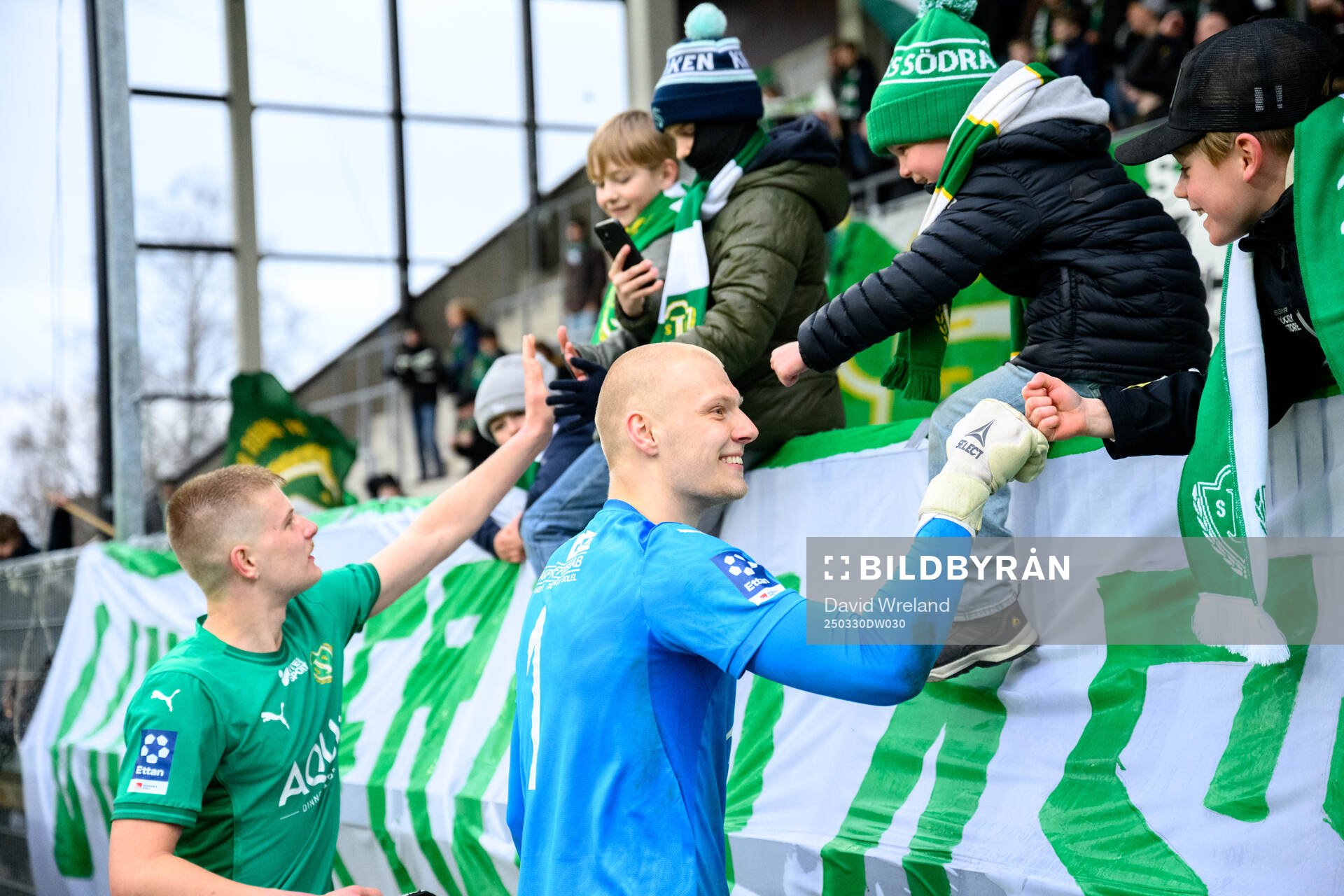 Jönköpings Södras målvakt Alexander Eriksson jublar