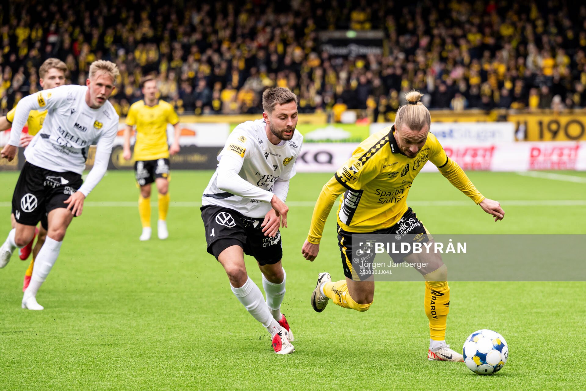 Mjällbys Axel Norén och Elfsborgs Niklas Hult
