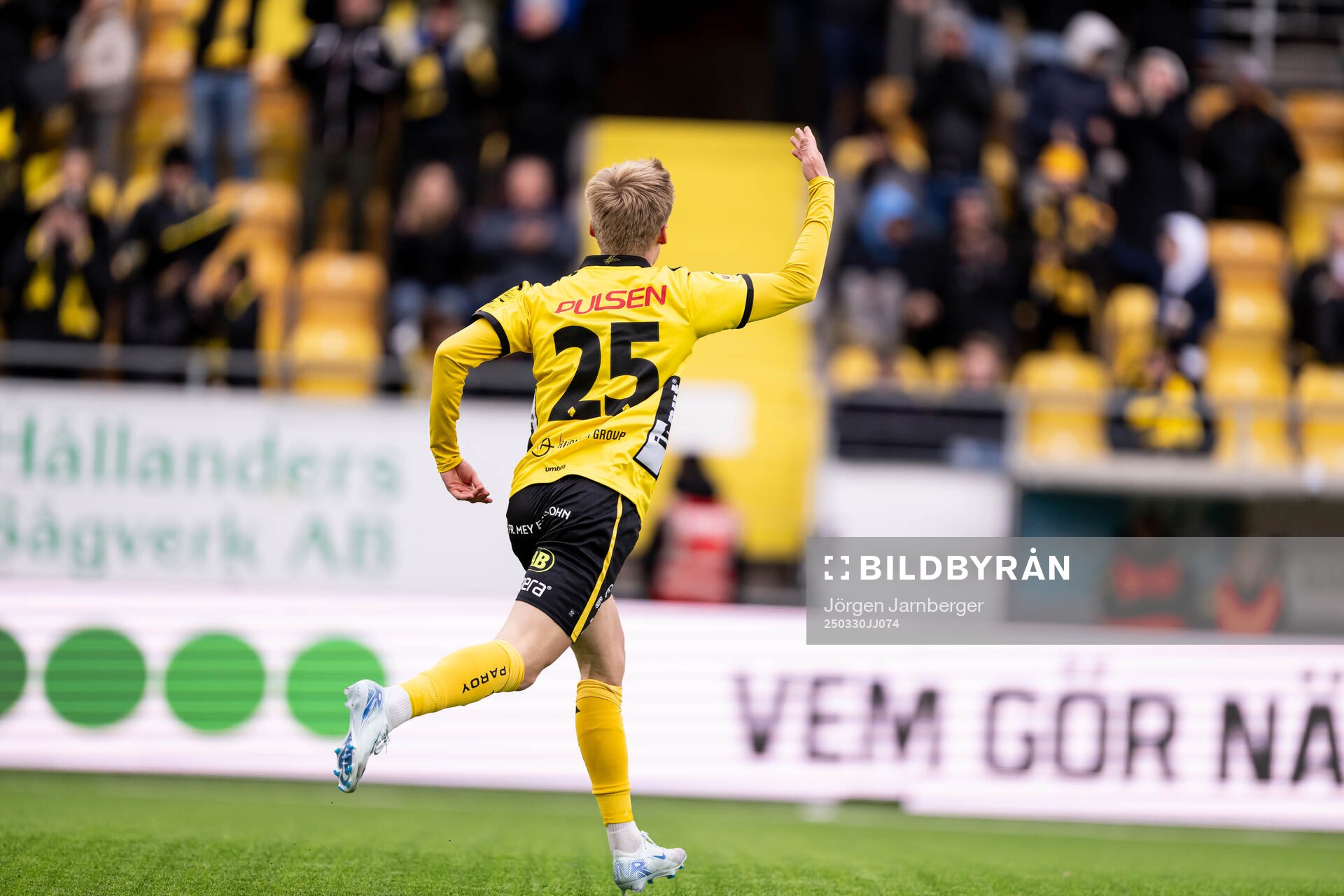 Elfsborgs Ari Sigurpálsson jublar