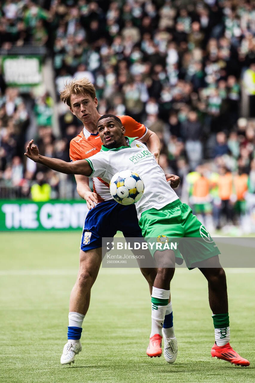 IFK Göteborgs Noah Tolf och Hammarbys Paulos Abraham