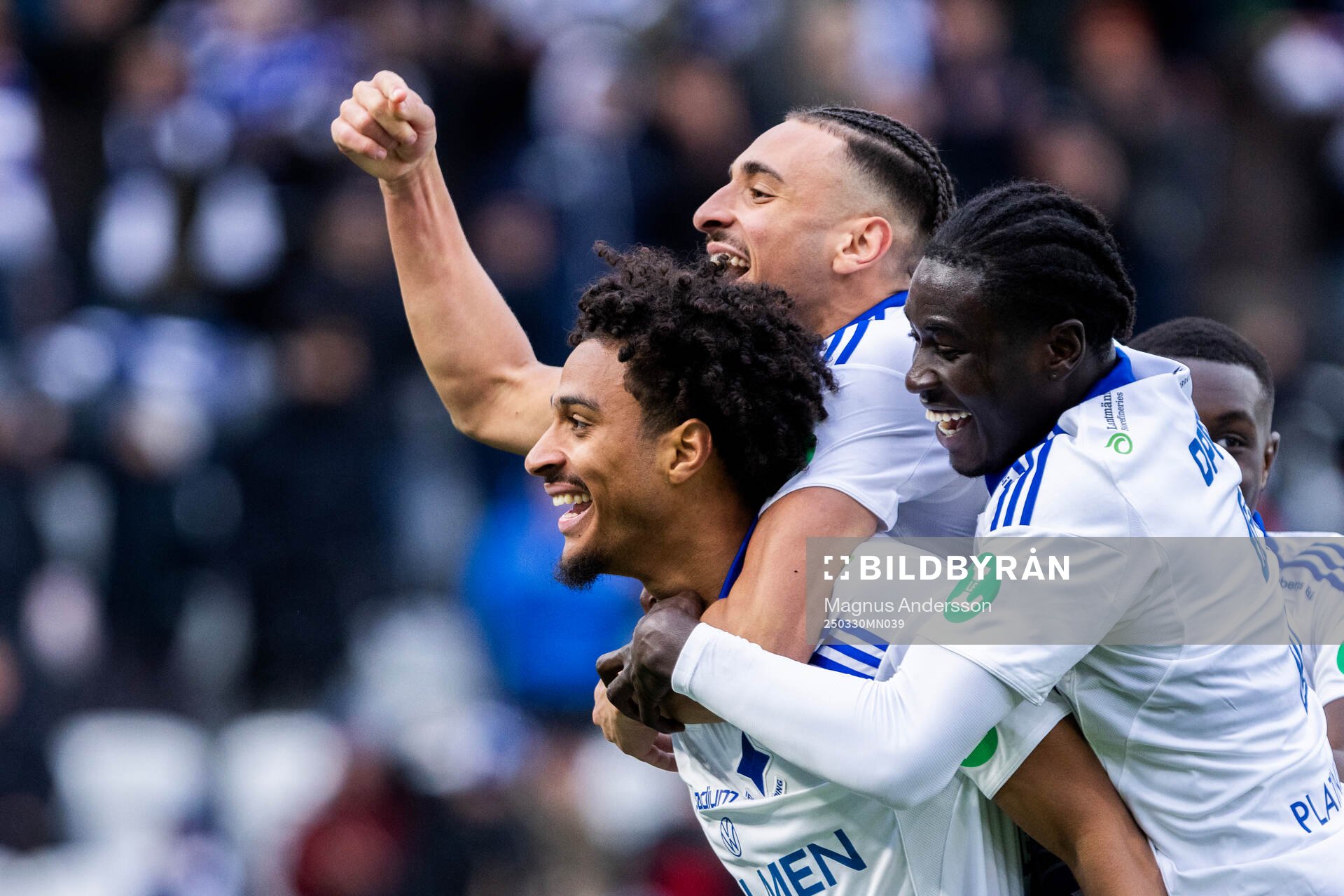 IFK Norrköpings Jesper Ceesay jublar med Moutaz Neffati och Kojo Peprah Oppong efter 4-1 under fotbollsmatchen i Allsvenskan mellan IFK Norrköping och Öster den 30 mars 2025 i Norrköping. 