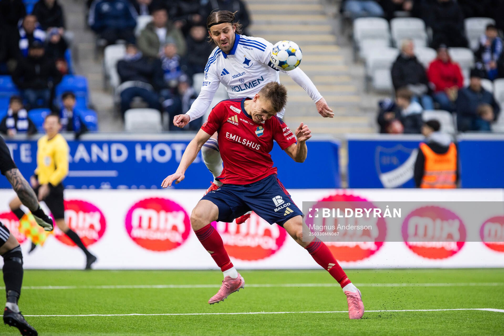 IFK Norrköpings Christoffer Nyman och Östers Matias