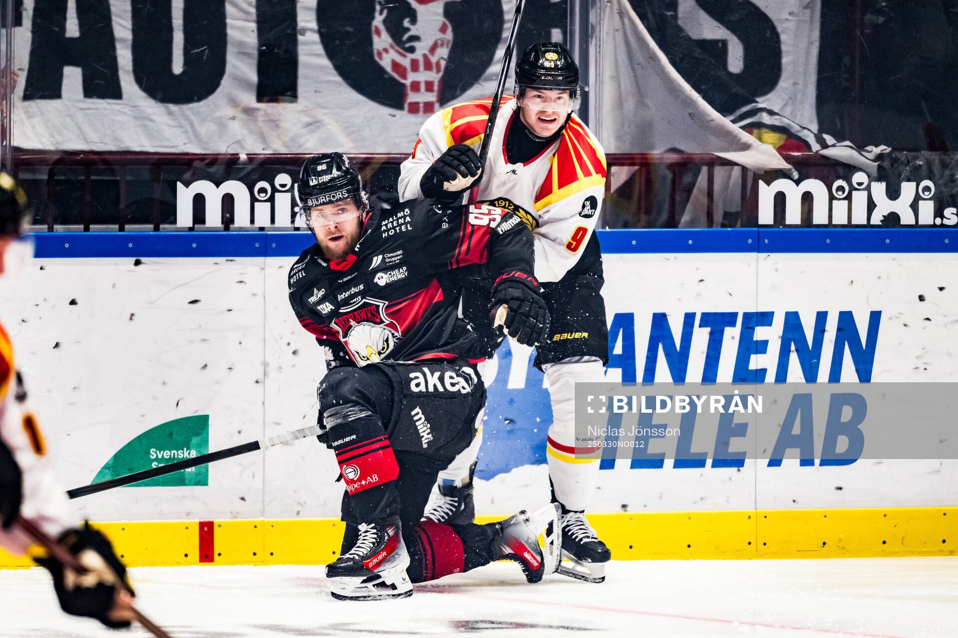 Malmö Redhawks Carl Persson och Brynäs Victor Söderström