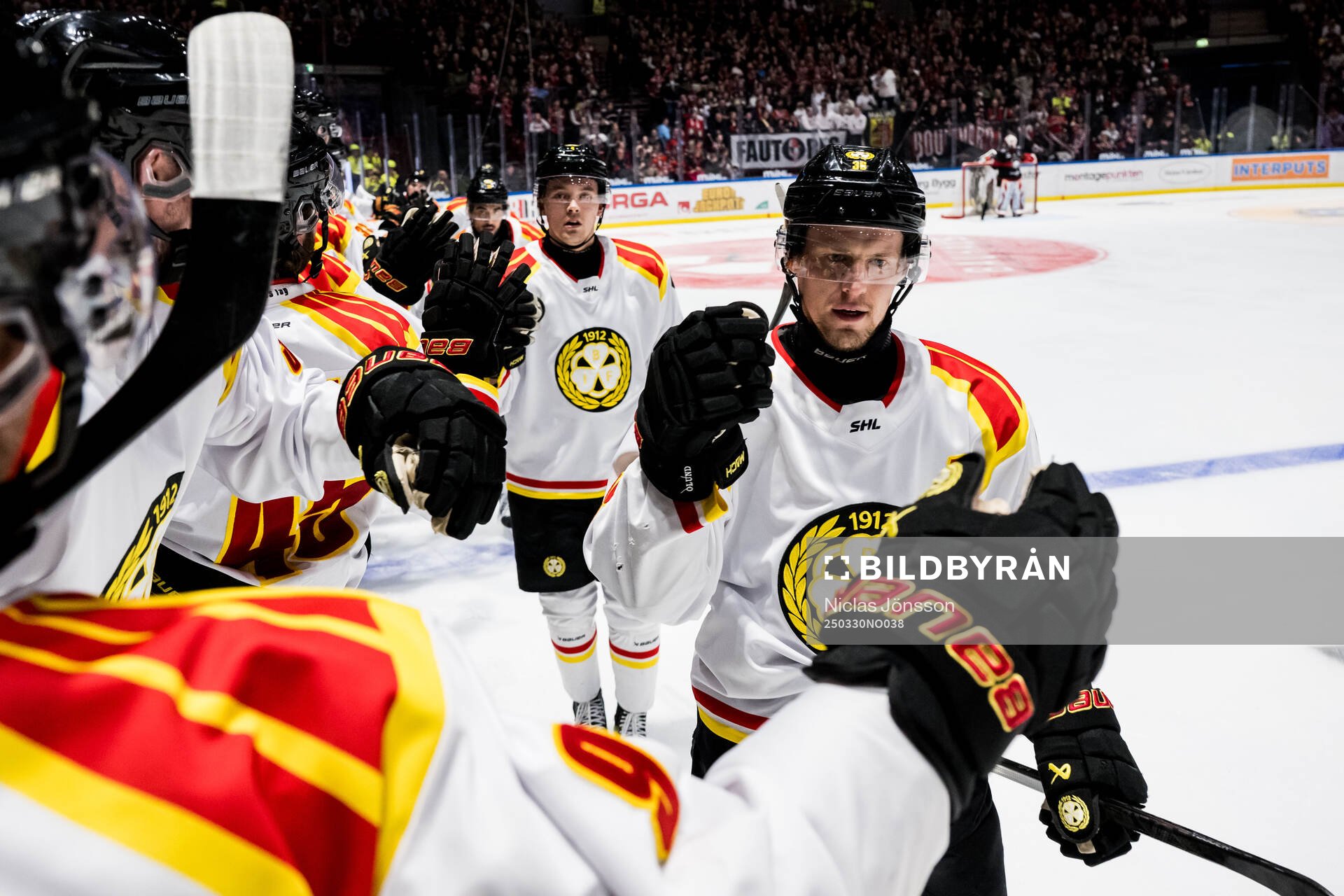 Brynäs Linus Ölund jublar