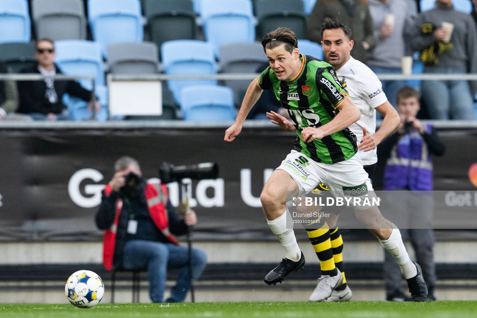 GAIS Axel Henriksson och AIKs Sotirios Papagiannopoulos