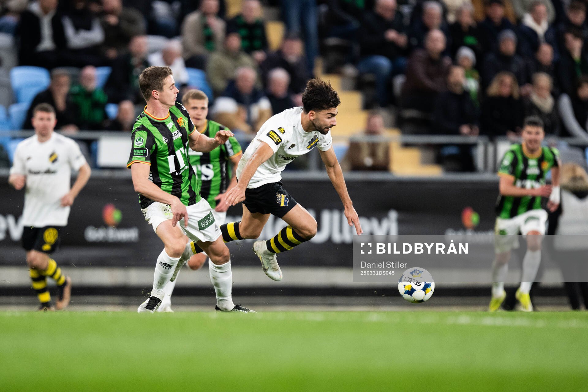 GAIS Oskar Ågren och AIKs Andronikos Kakoullis