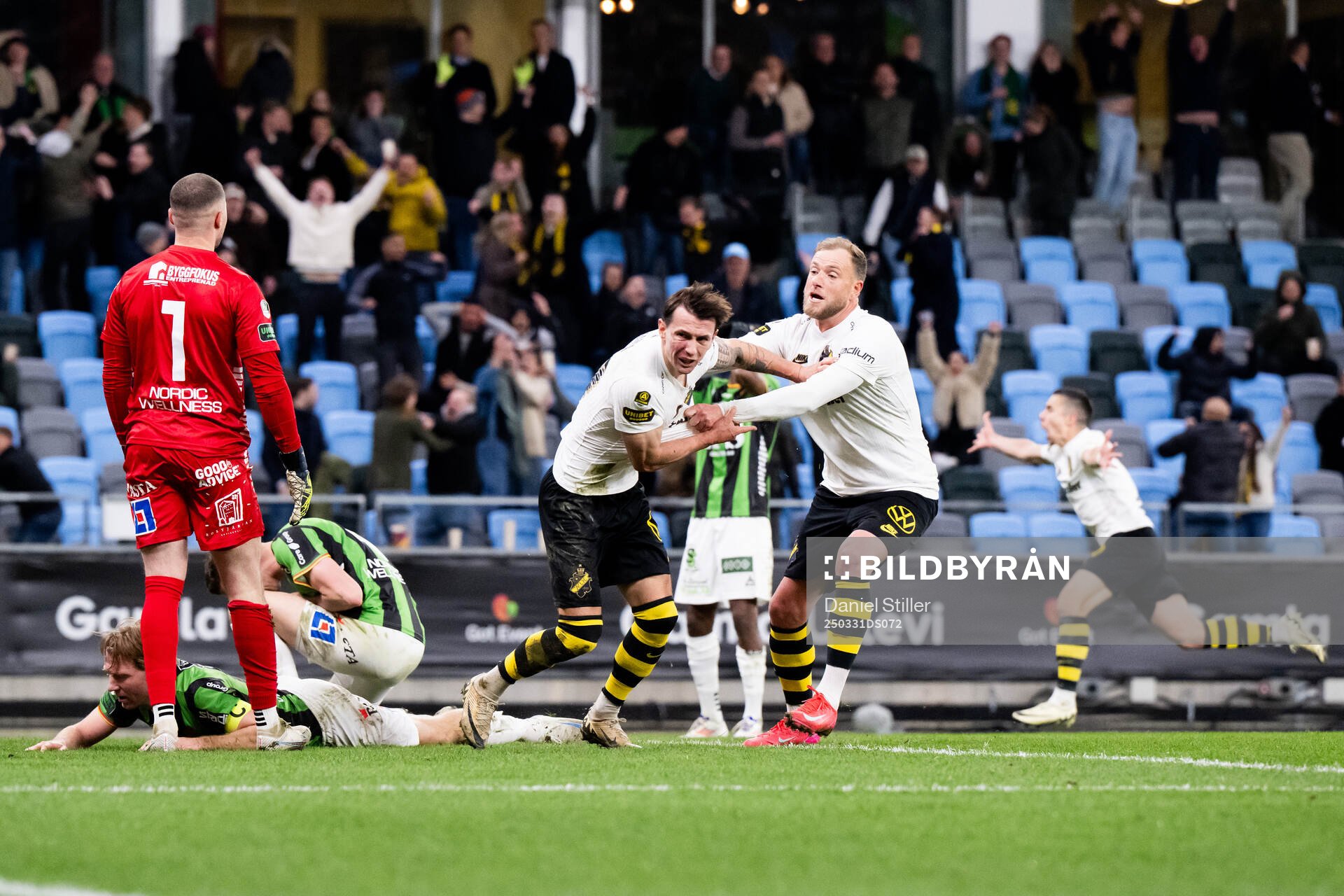 AIKs Bersant Celina jublar med John Guidetti