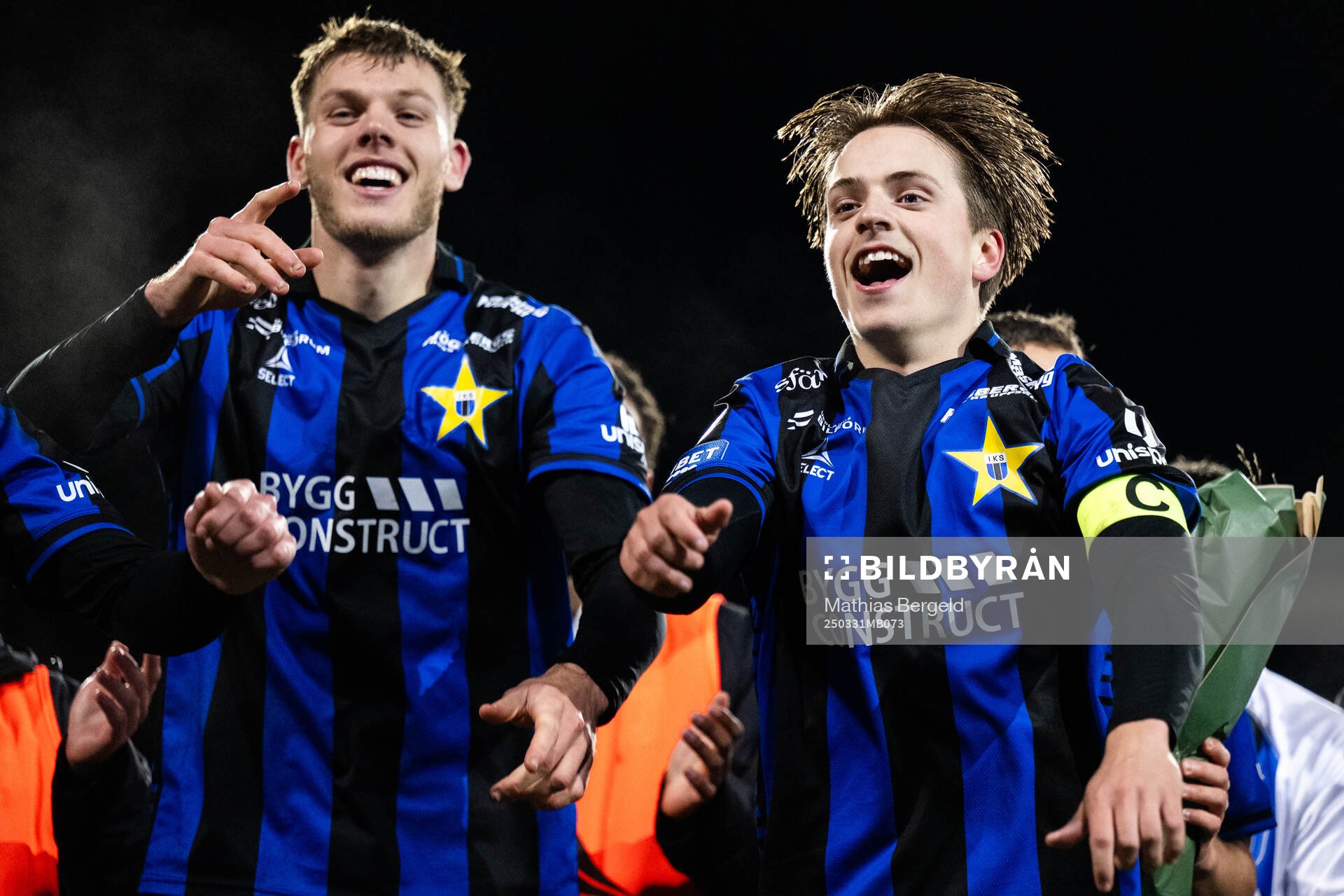 Sirius Tobias Anker och Adam Vikman jublar