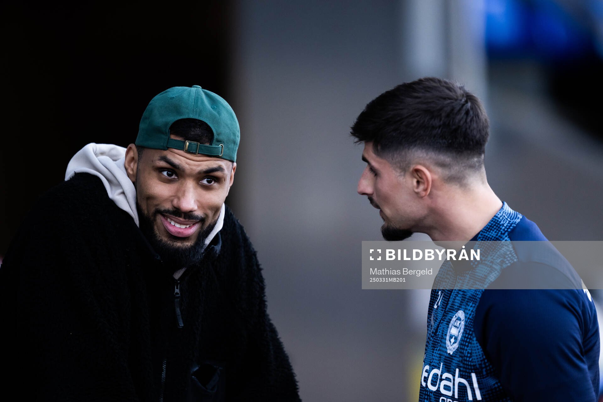 Jonathan Ursin Rasheed med Värnamos Emin Grozdanic