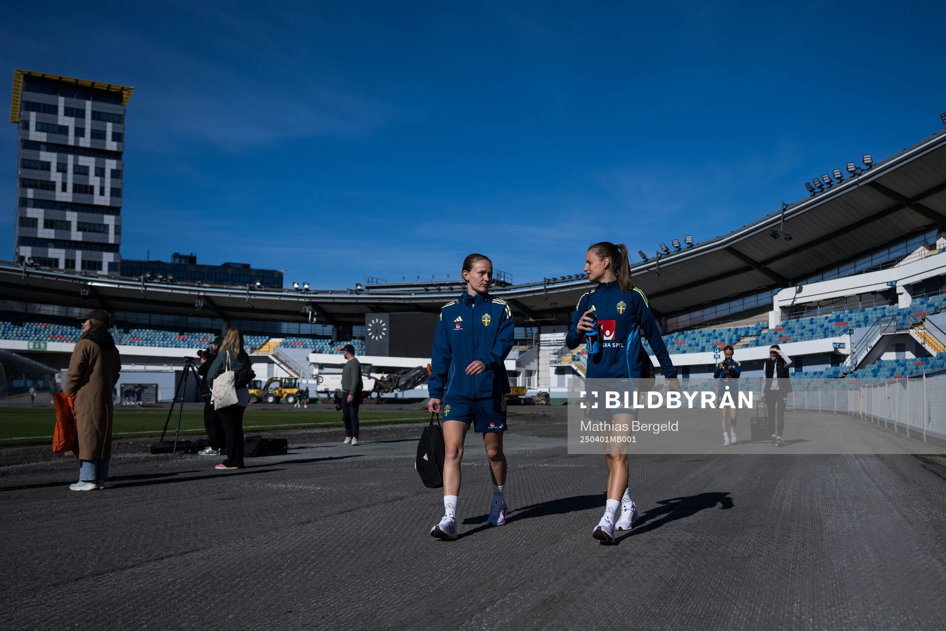 Matilda Vinberg and Nathalie Björn of Sweden