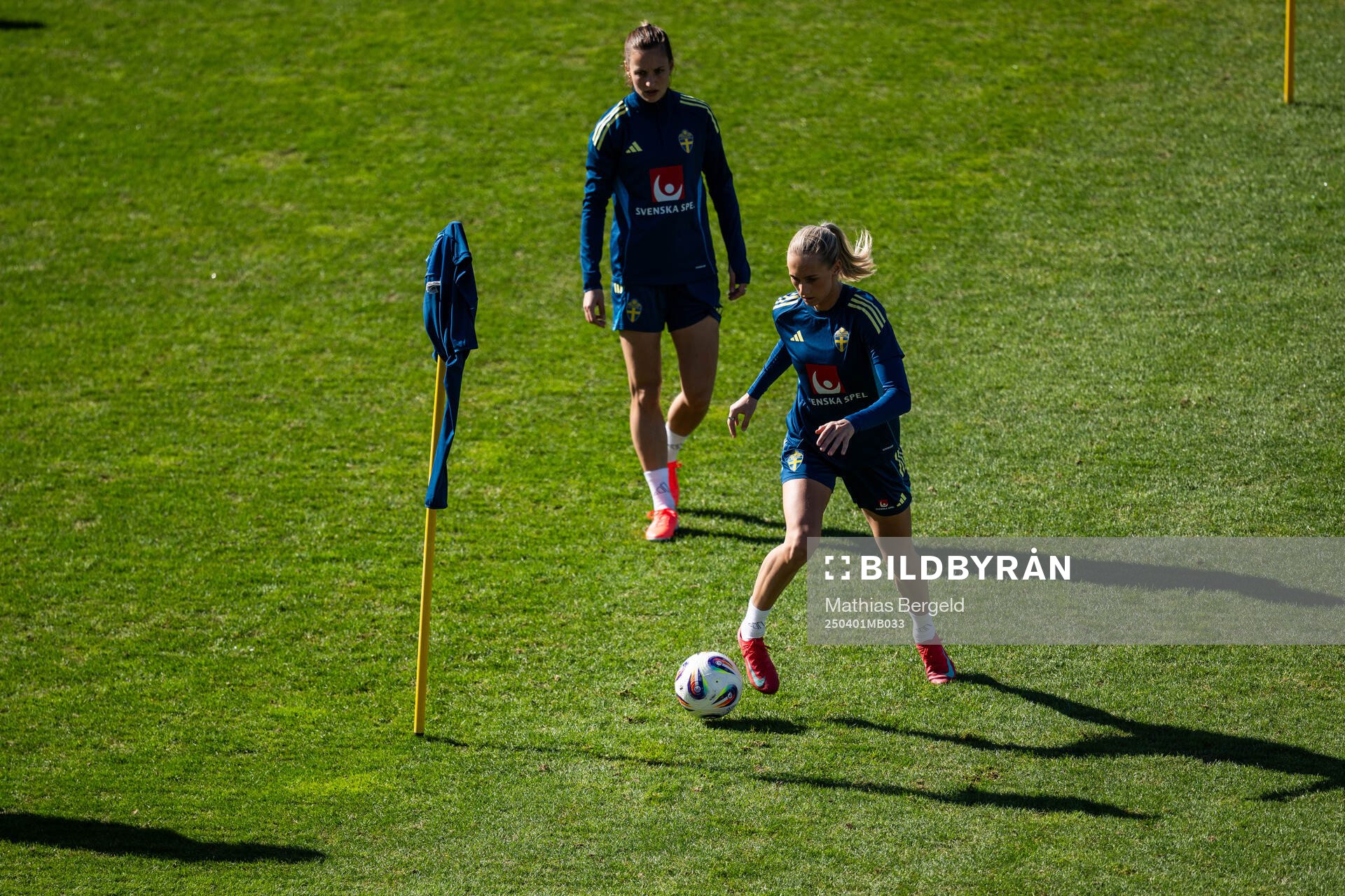 Nathalie Björn and Ellen Wangerheim