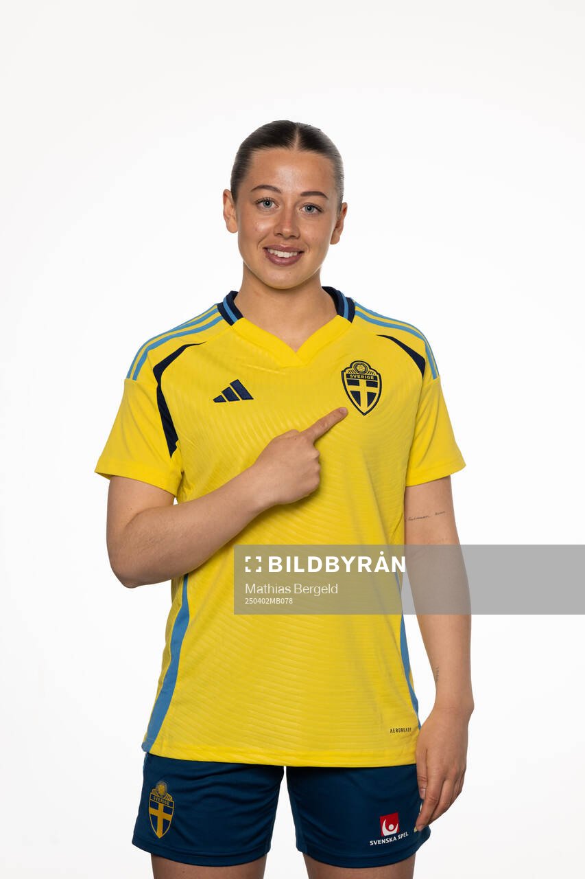 Cornelia Kapocs of the Swedish women's national football team poses for a portrait on April 2, 2025 in Gothenburg. 